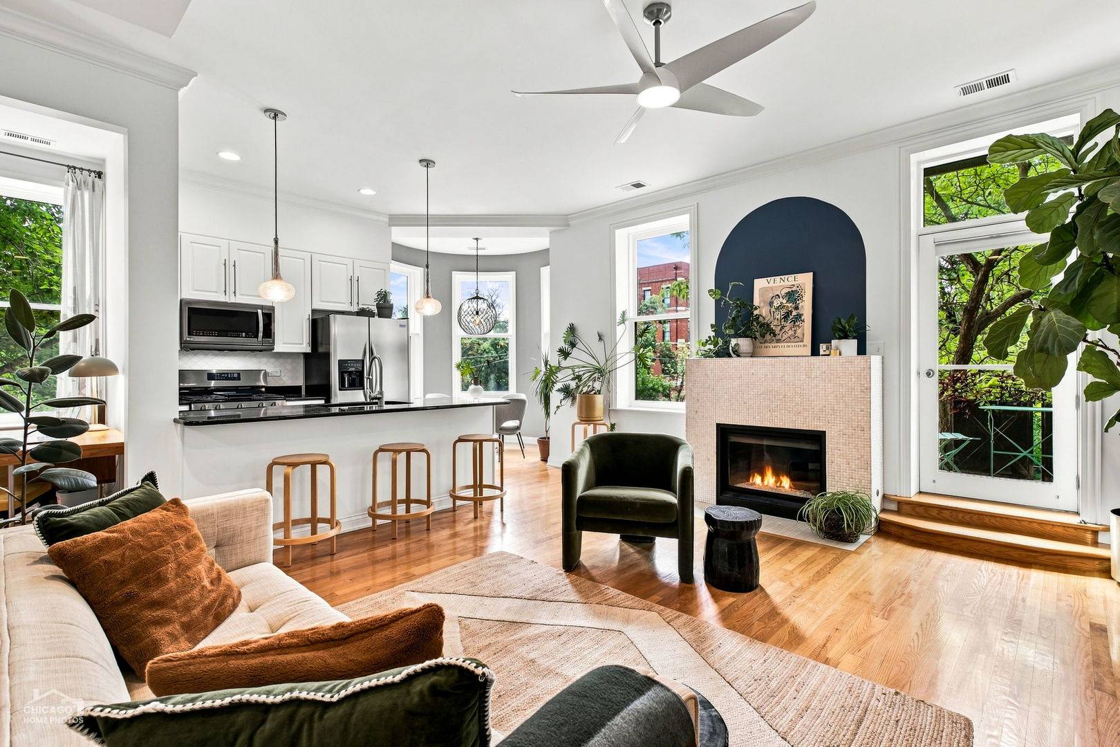 1500 W Ohio ST #2F, Chicago, IL 60642
