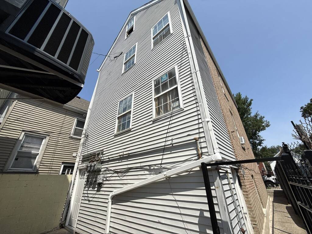 2935 W 25th PL, Chicago, IL 60623