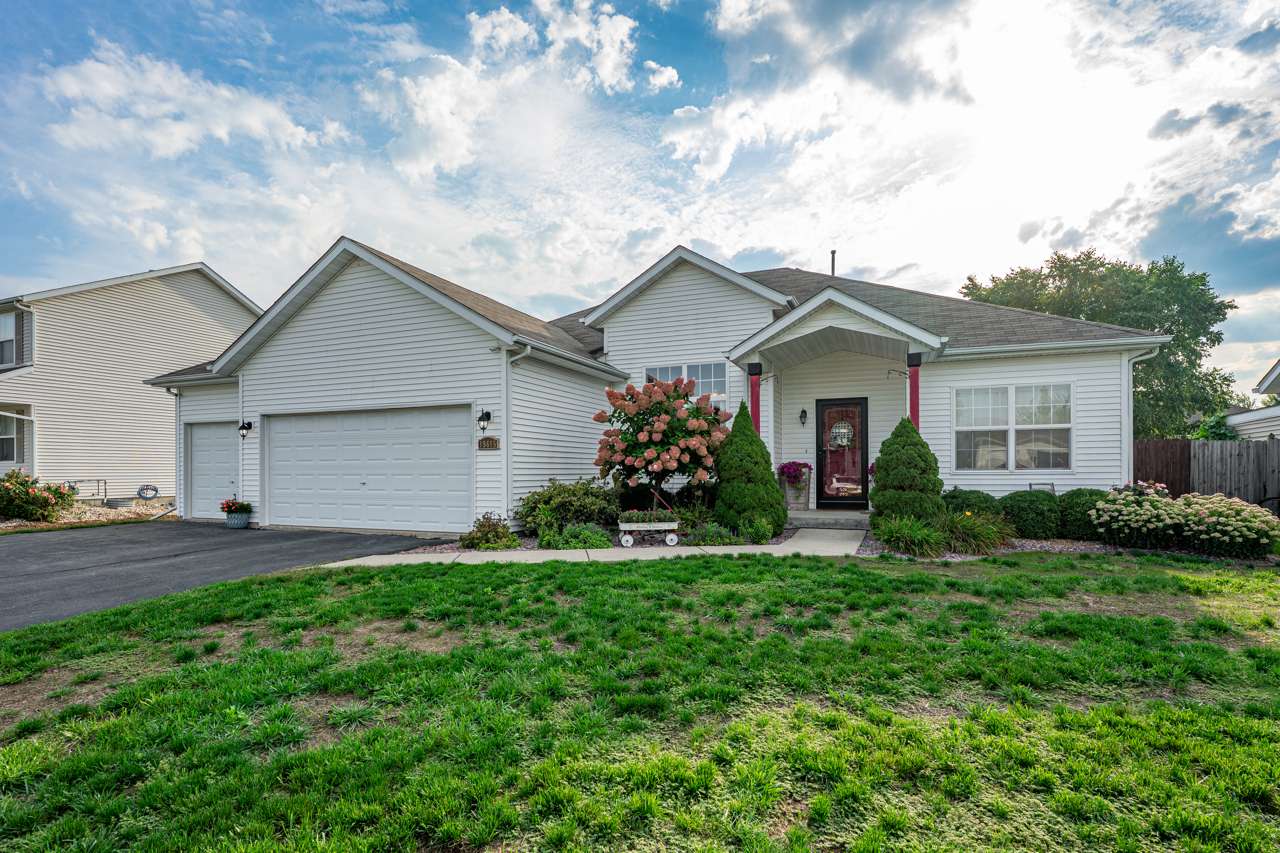 15615 BRYDEN DR, South Beloit, IL 61080