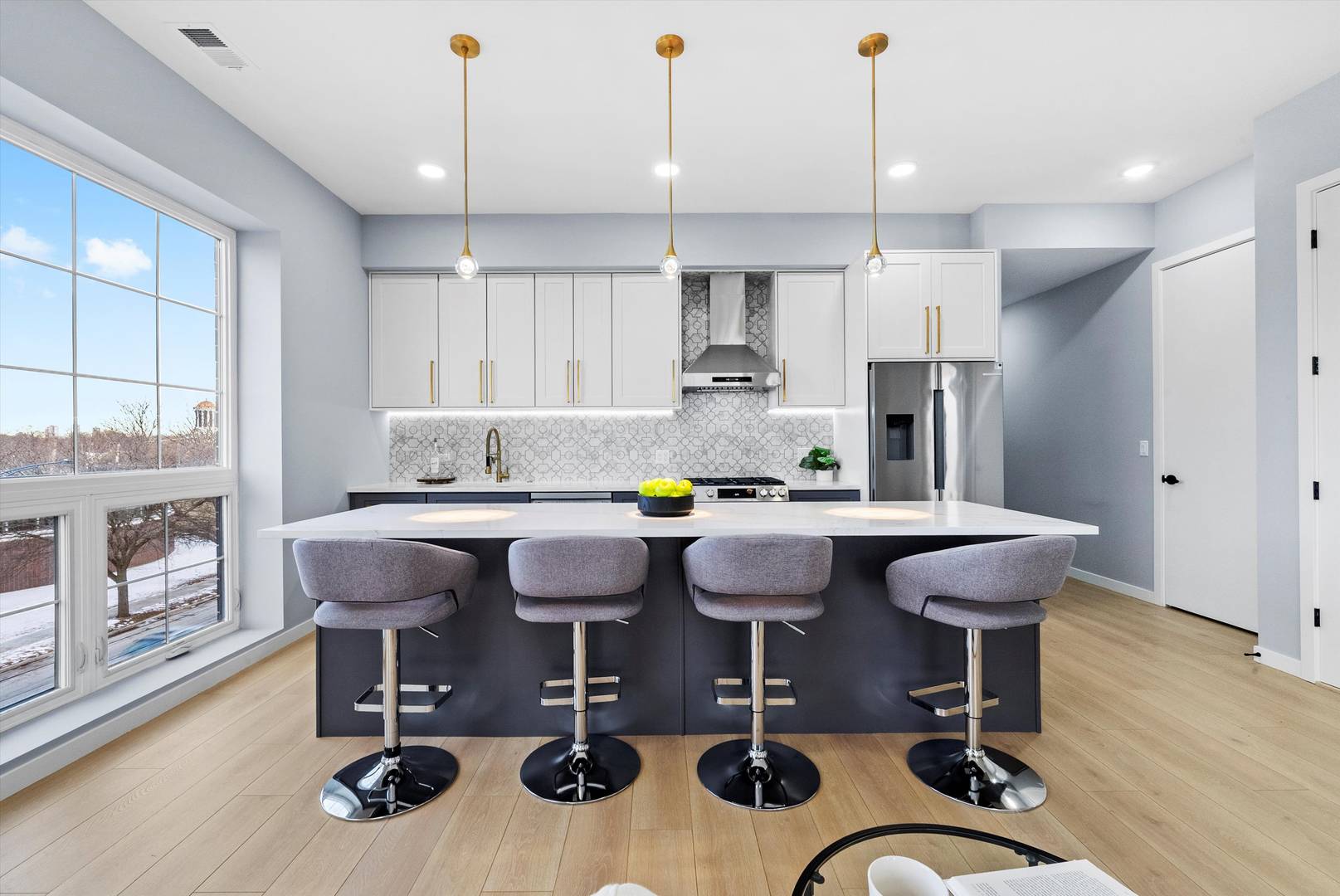 5830 N Lincoln AVE #2S, Chicago, IL 60659