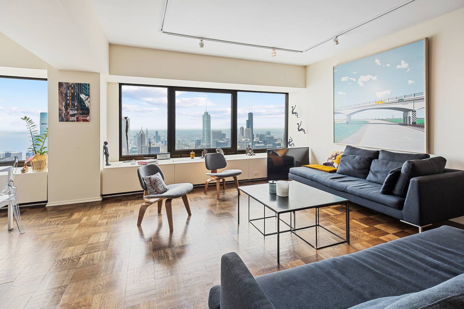 175 E Delaware PL #8608, Chicago, IL 60611