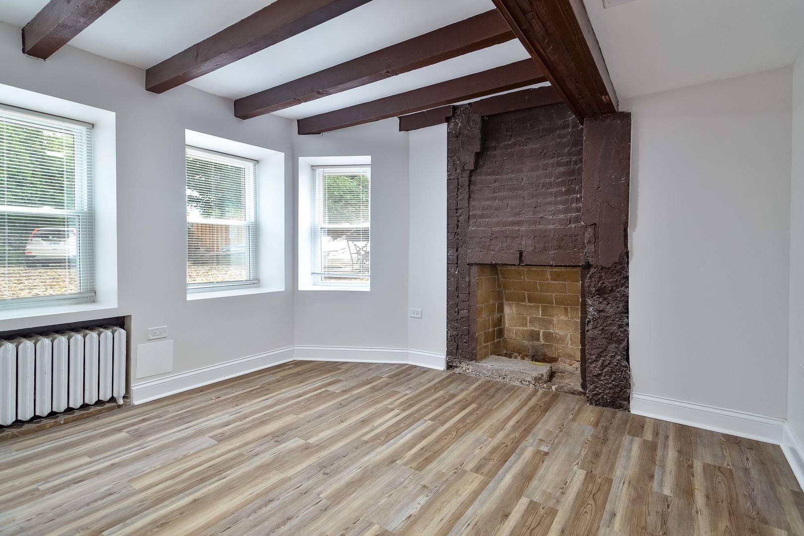 1155 Saint Johns AVE #H, Highland Park, IL 60035
