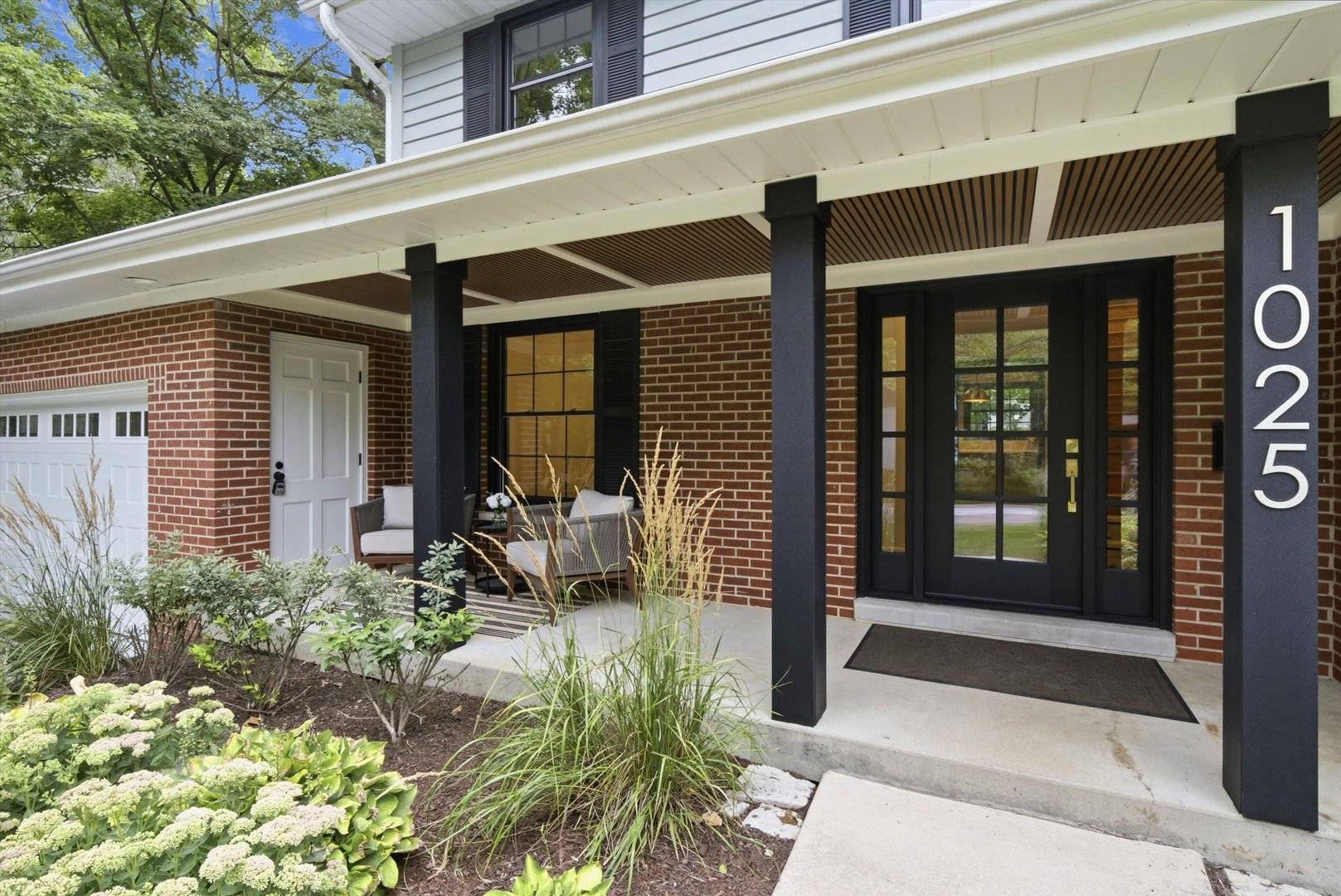 1025 Elizabeth AVE, Naperville, IL 60540