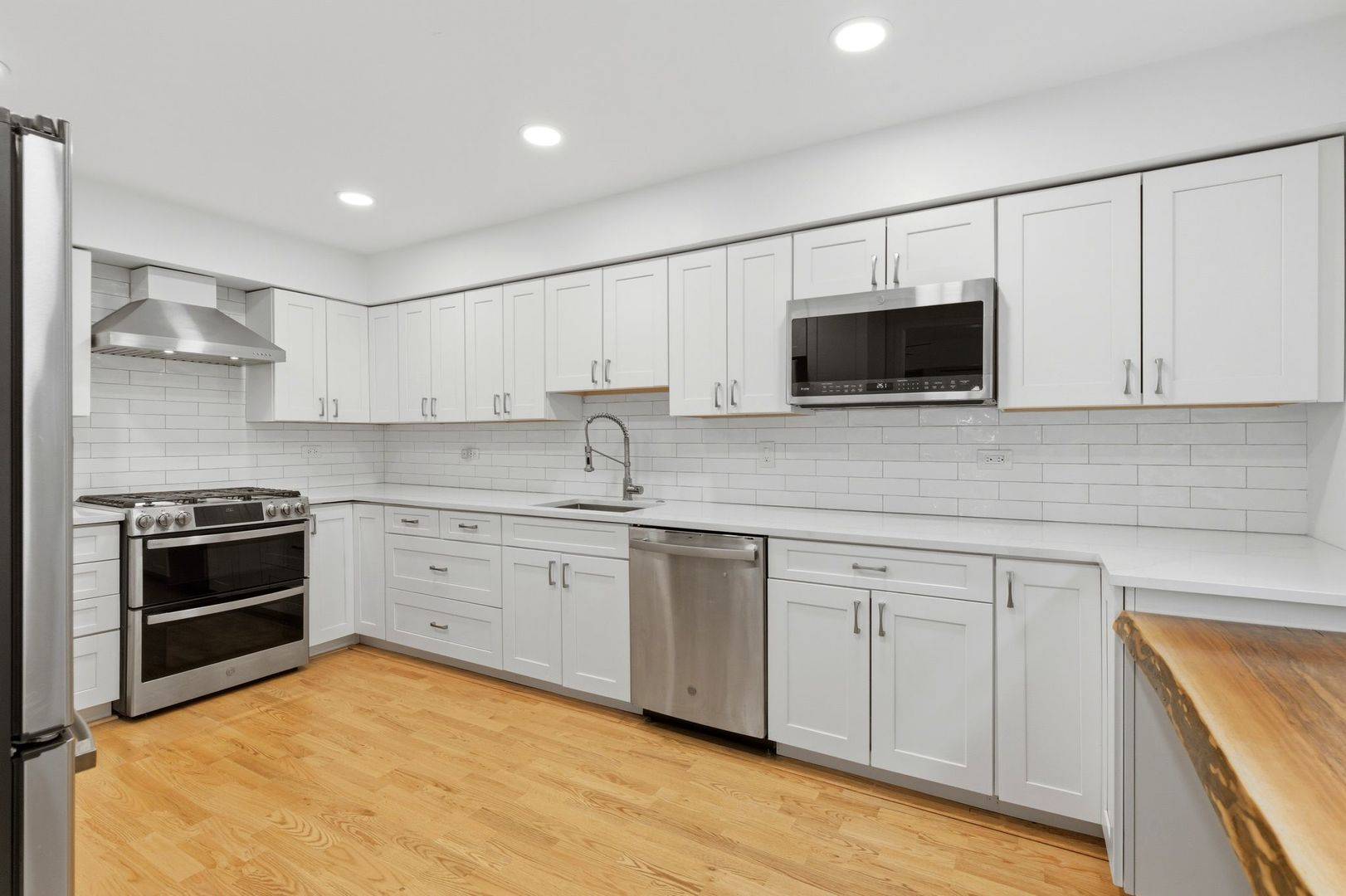 1310 Maple AVE #2C, Evanston, IL 60201