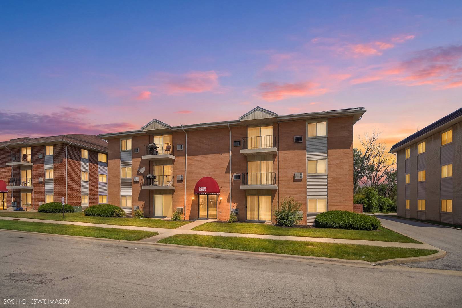 1900 Canal ST #1B, Blue Island, IL 60406