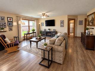 807 Florence LN #A, Sterling, IL 61081
