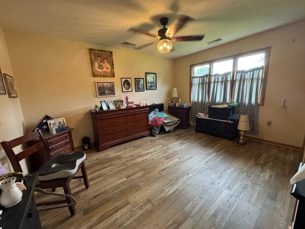 807 Florence LN #A, Sterling, IL 61081