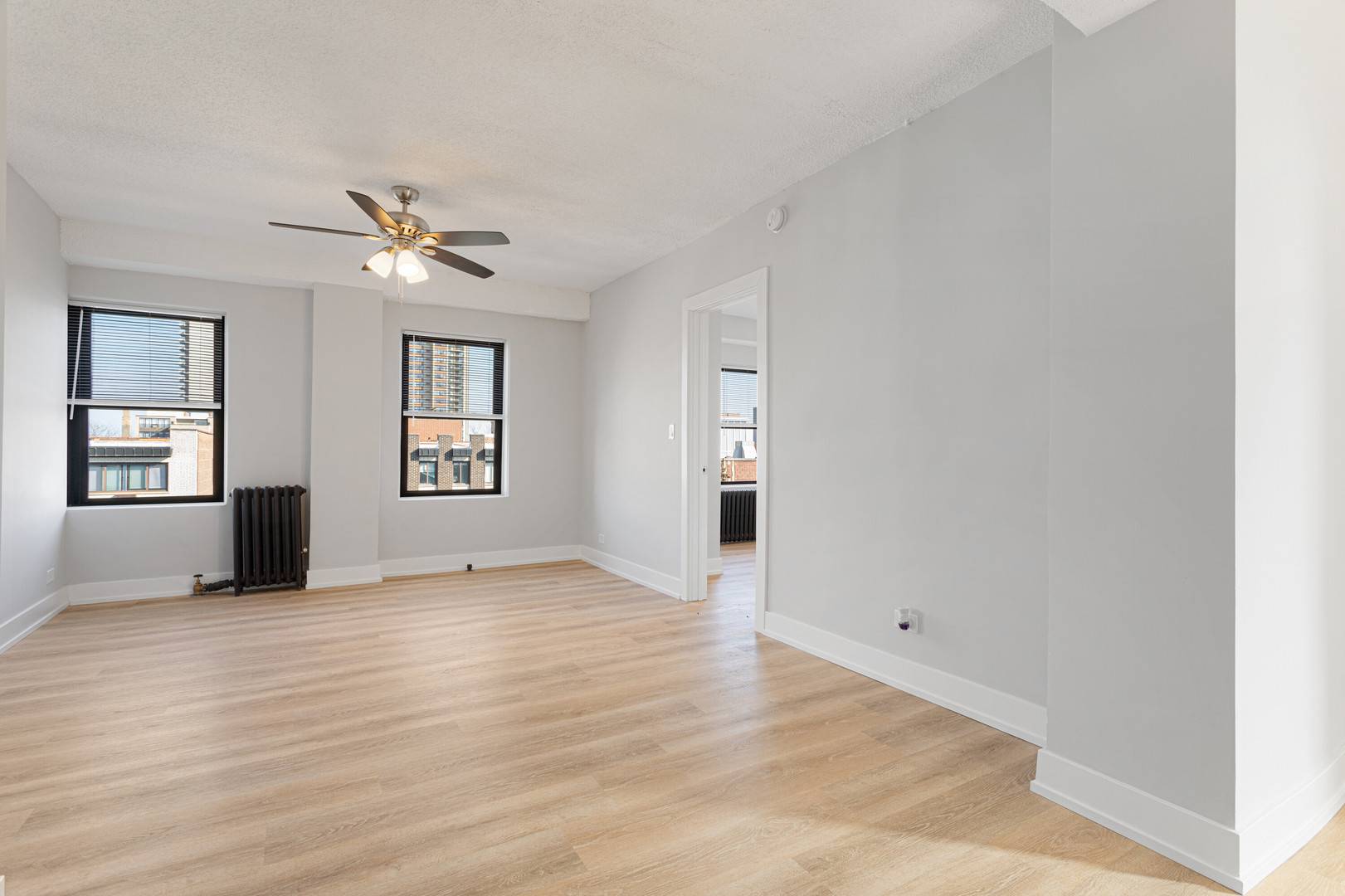 6026 N Winthrop AVE #6F, Chicago, IL 60660
