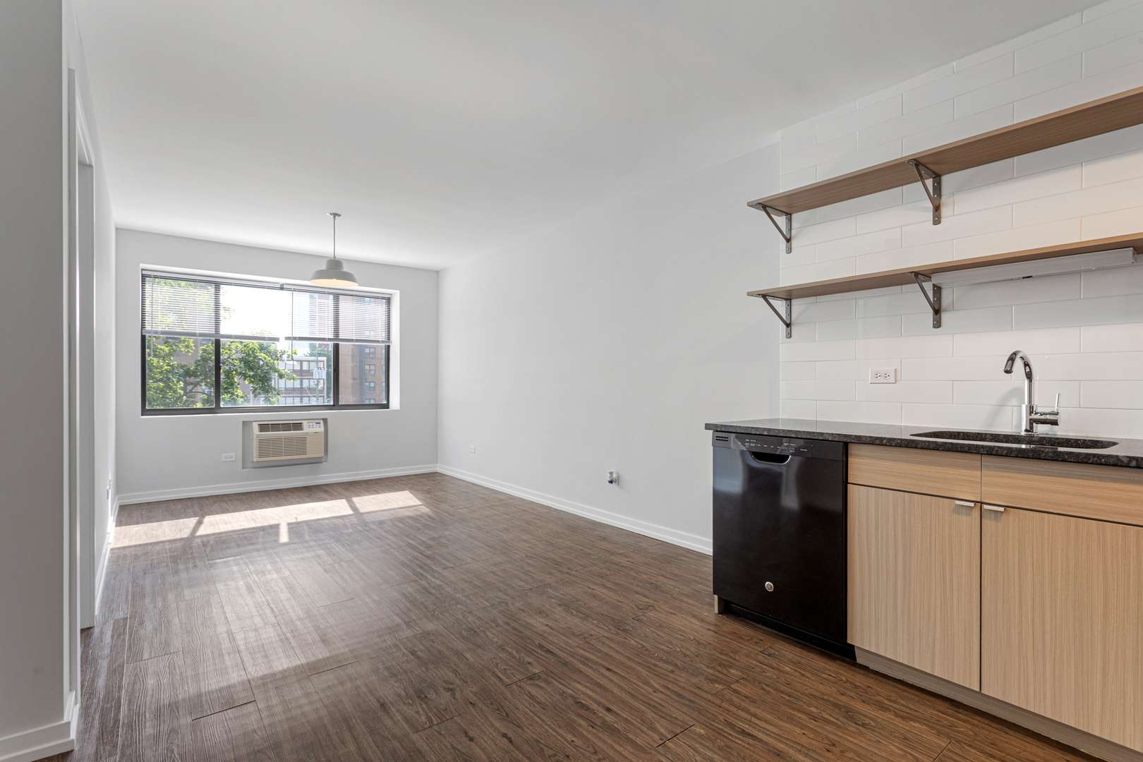 6134 N Kenmore AVE #508, Chicago, IL 60660