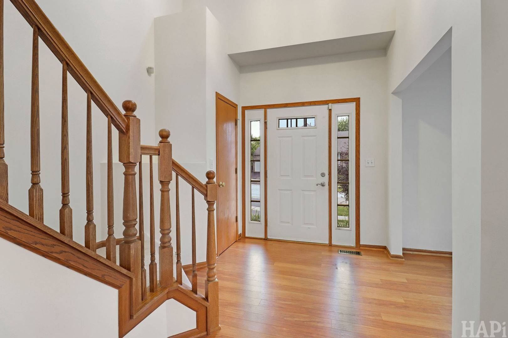 511 Mc Kenzie CT, Lake Villa, IL 60046