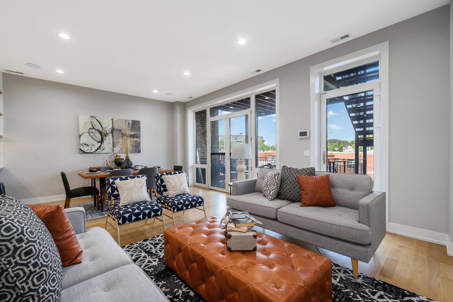 3056 N Lincoln AVE #3, Chicago, IL 60657