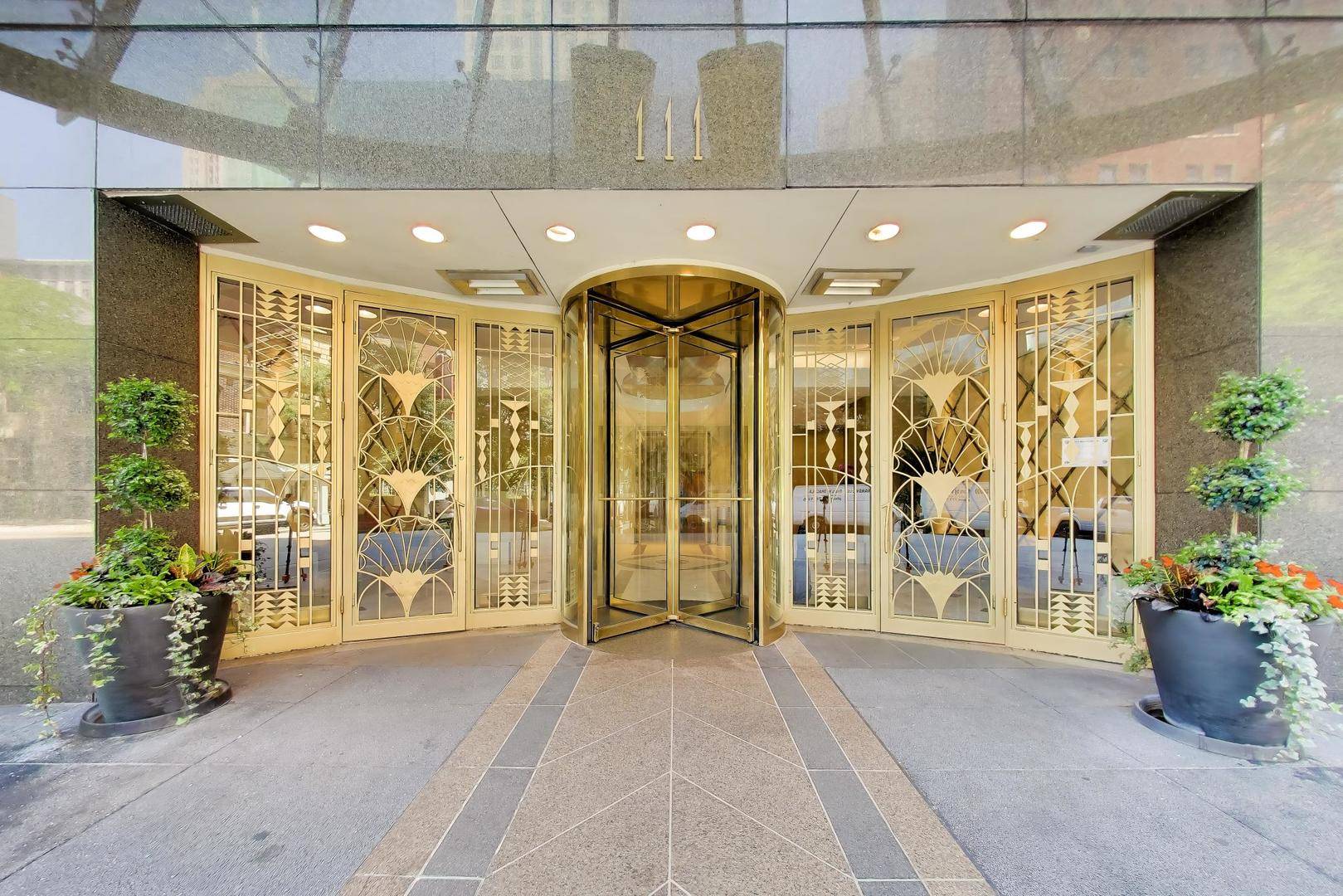 111 E Chestnut ST #35J, Chicago, IL 60611