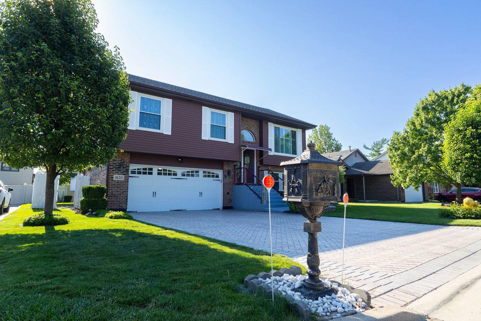 16211 Hunter CT, Orland Hills, IL 60487