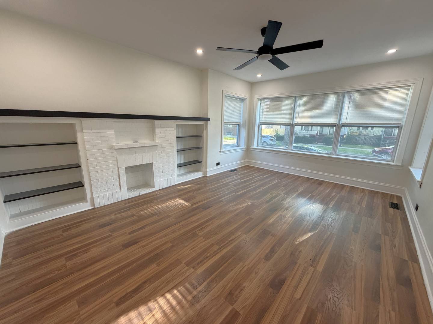 6749 S Peoria ST #2, Chicago, IL 60621