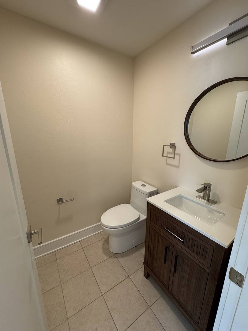 444 N State ST #2G, Chicago, IL 60654