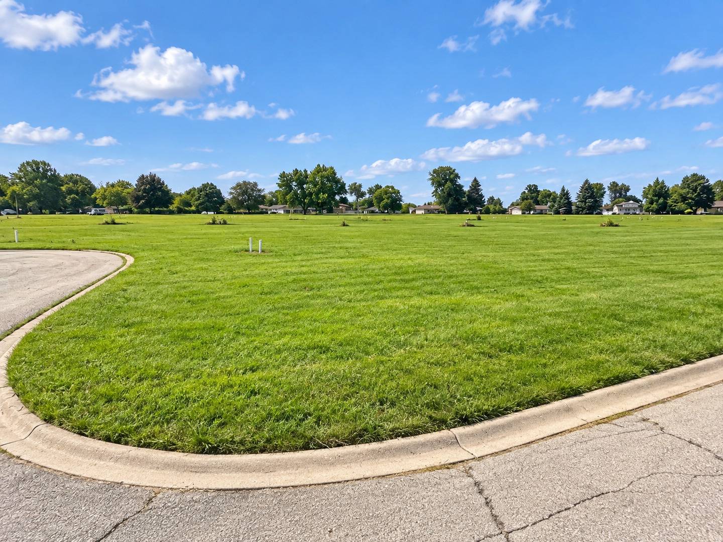 1216 Apache Path, Kankakee, IL 60901