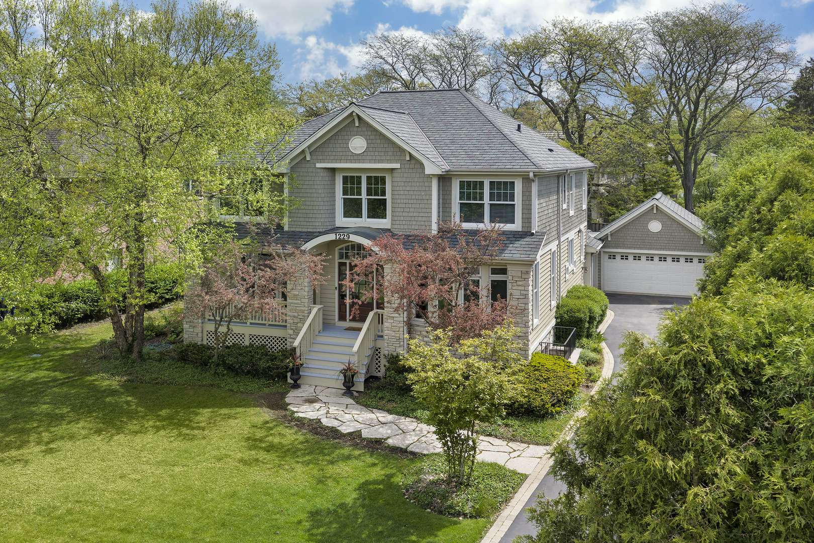1229 Fairfield RD, Glencoe, IL 60022
