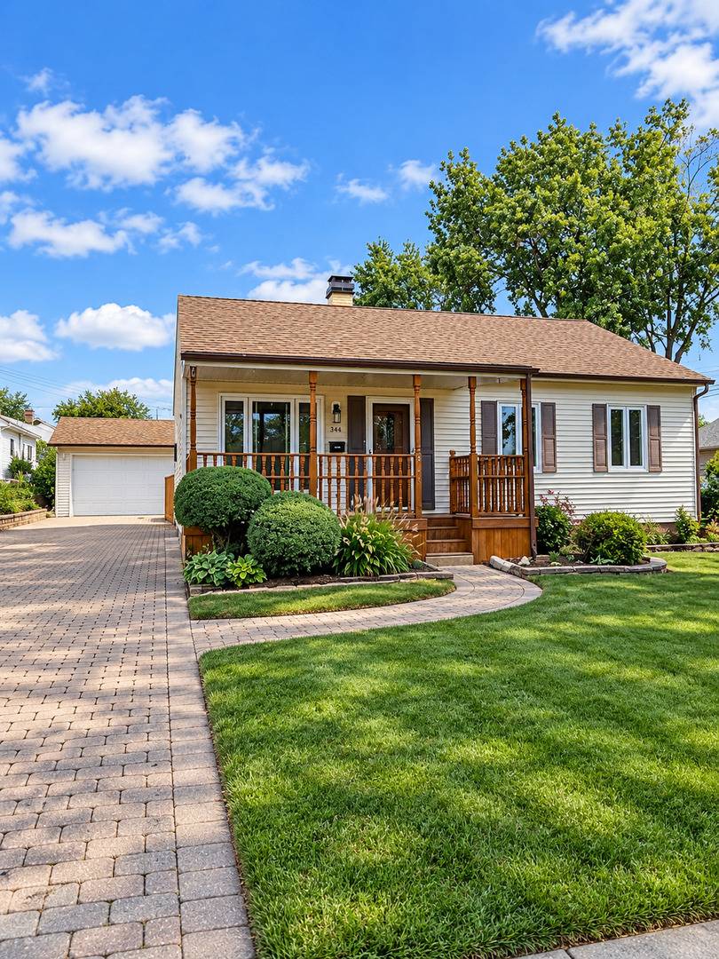 344 E Lincoln AVE, Glendale Heights, IL 60139