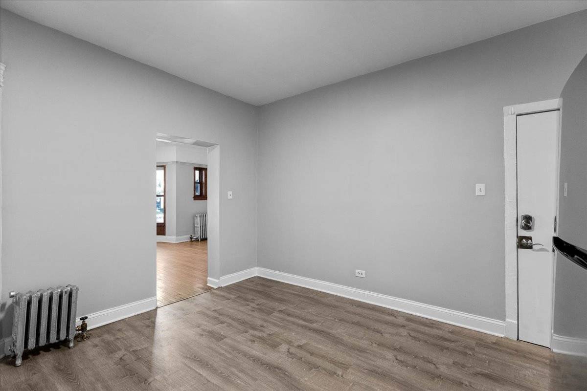 5018 S Blackstone AVE #101, Chicago, IL 60615
