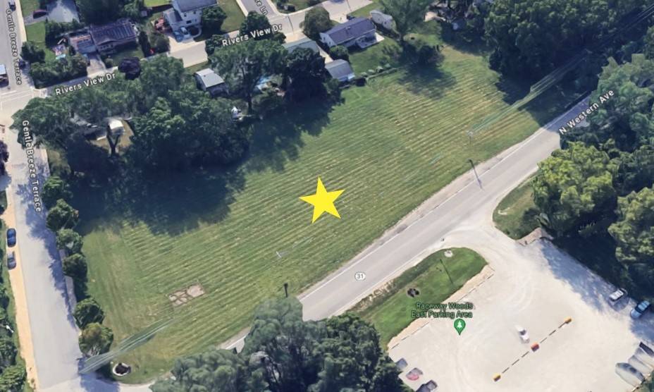0000 Route 31 ST, Carpentersville, IL 60110