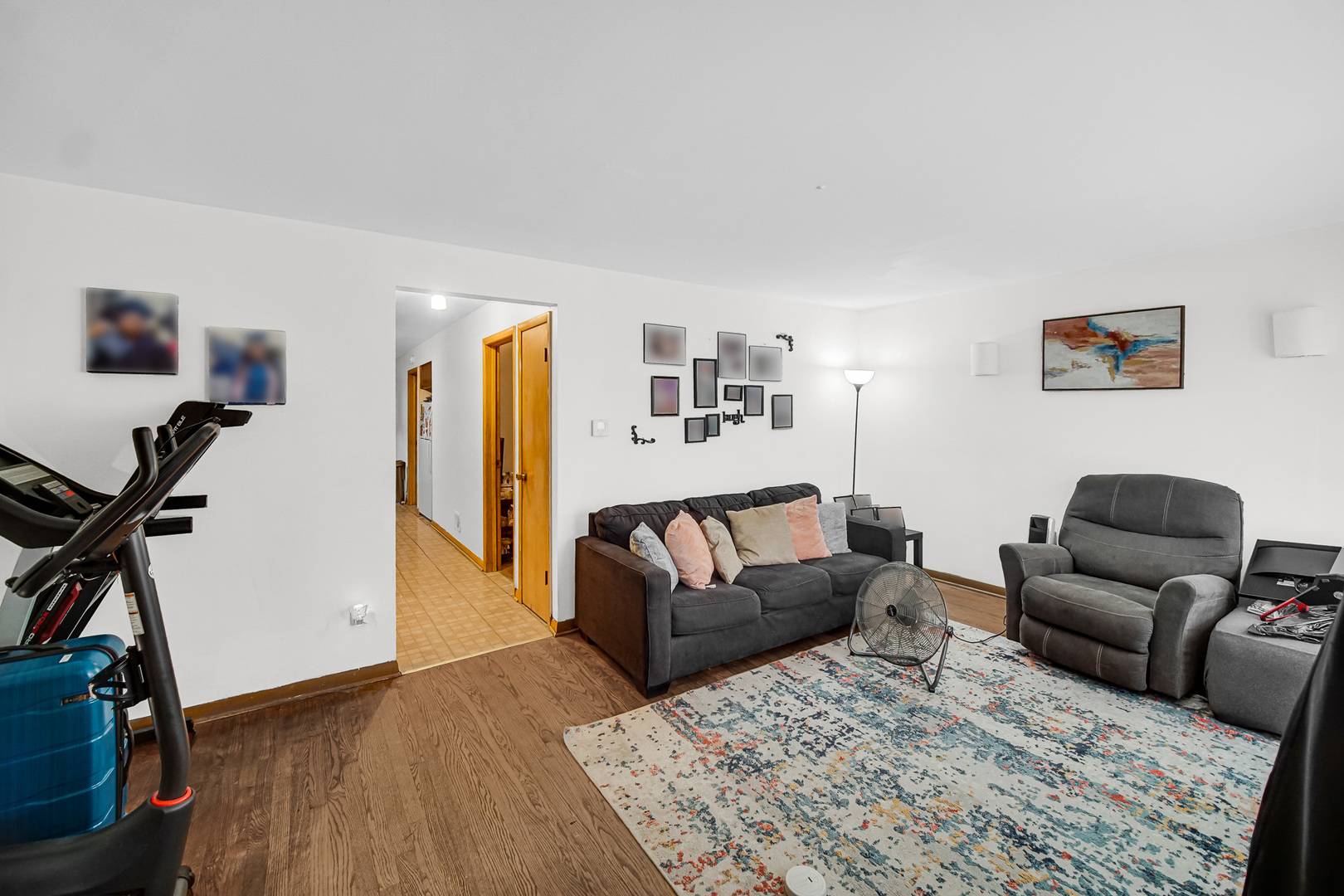 2970 W Columbus AVE, Chicago, IL 60652