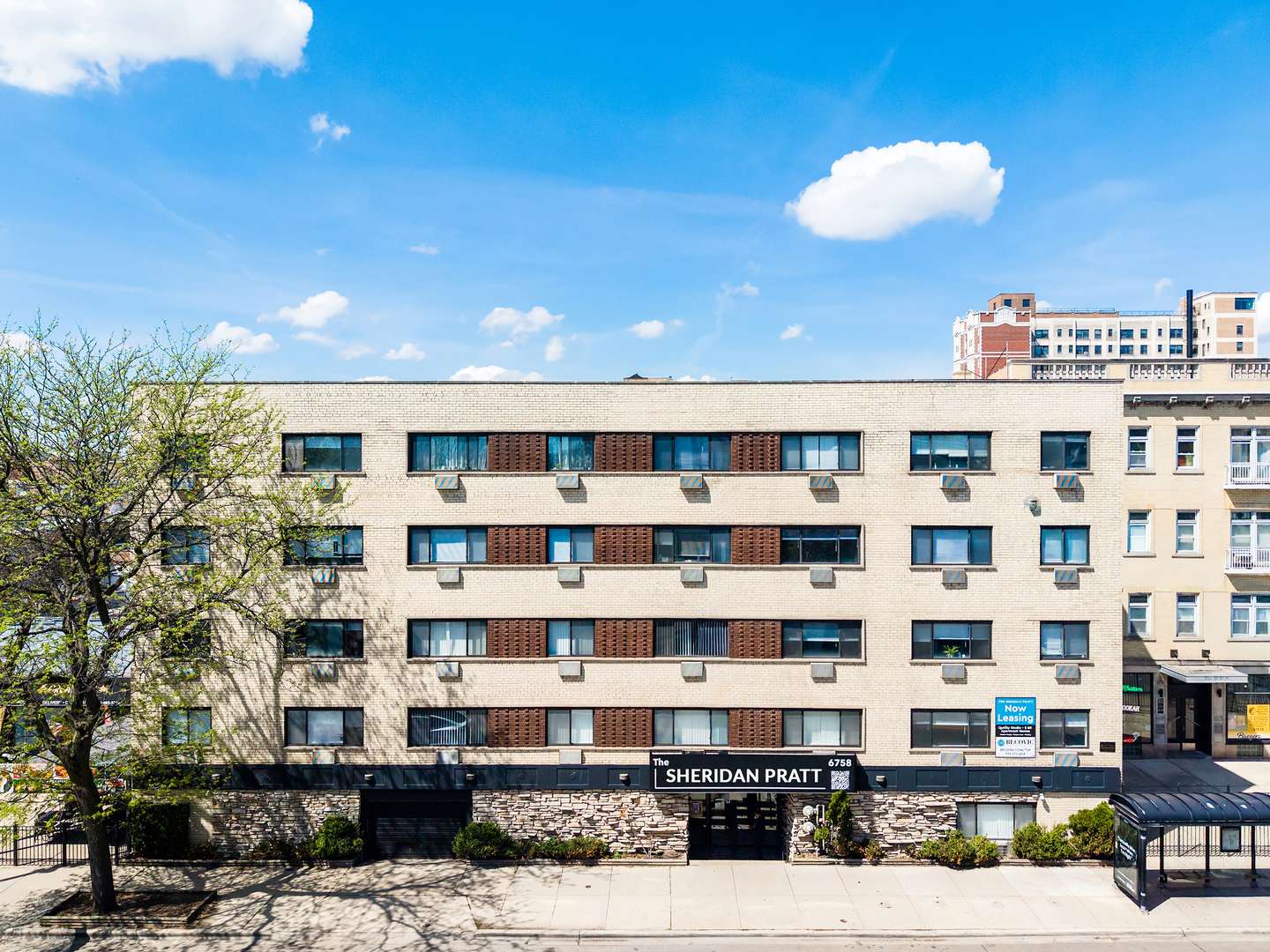 6758 N Sheridan AVE #101, Chicago, IL 60626