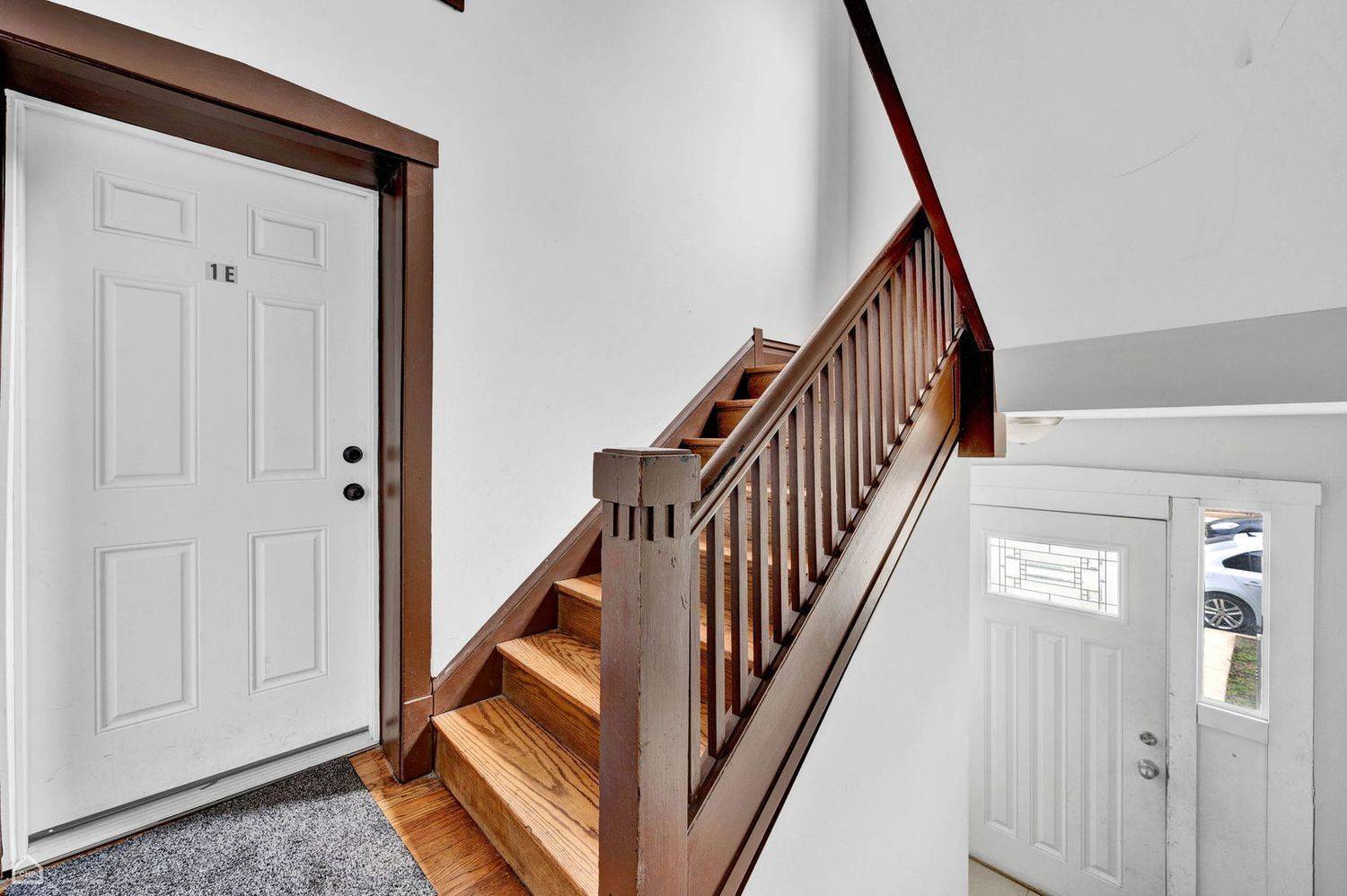 1648 East AVE #2E, Berwyn, IL 60402