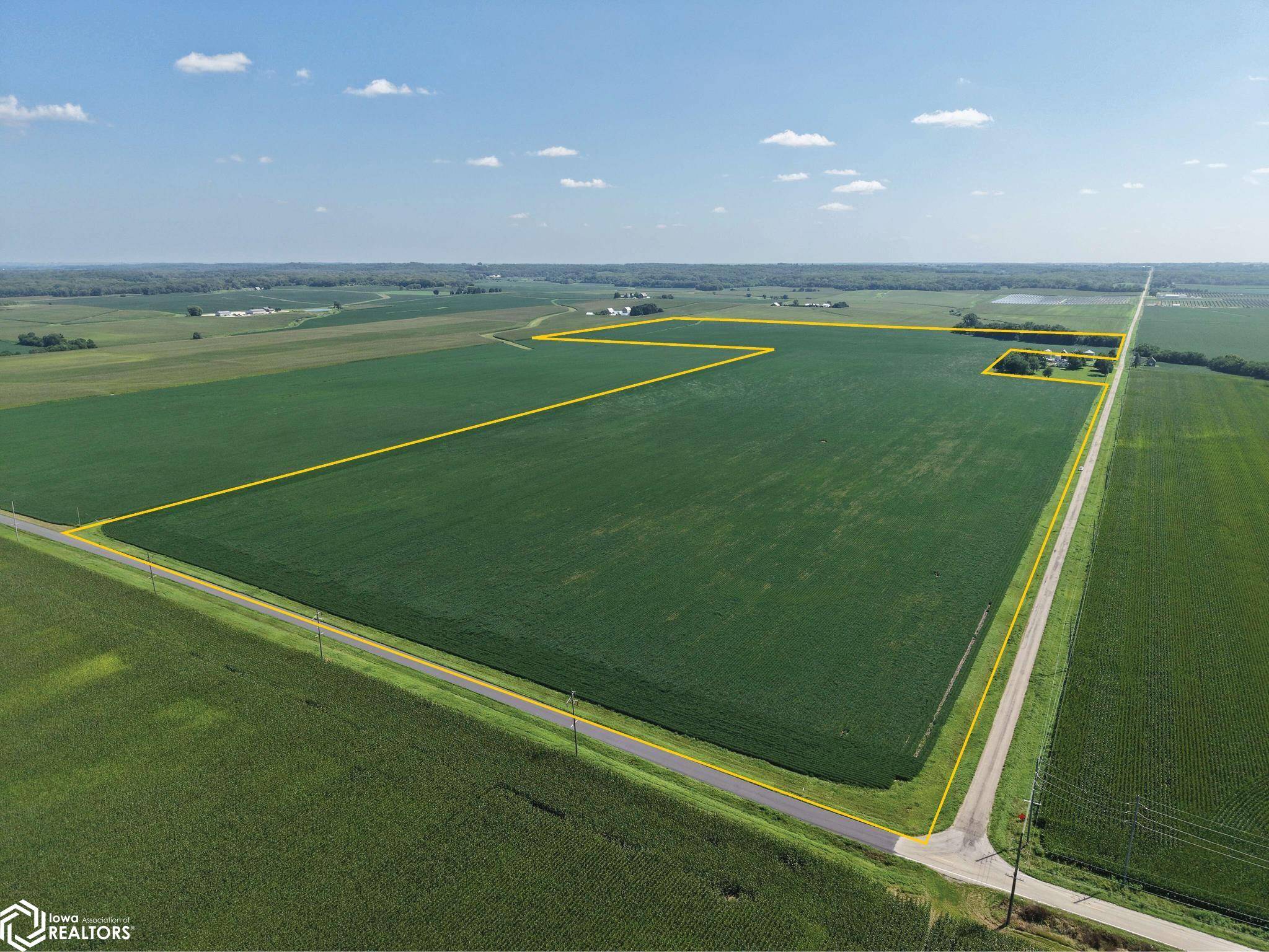 Co. Rd. 00 E at 1500 N Ave., Mineral, IL 61361