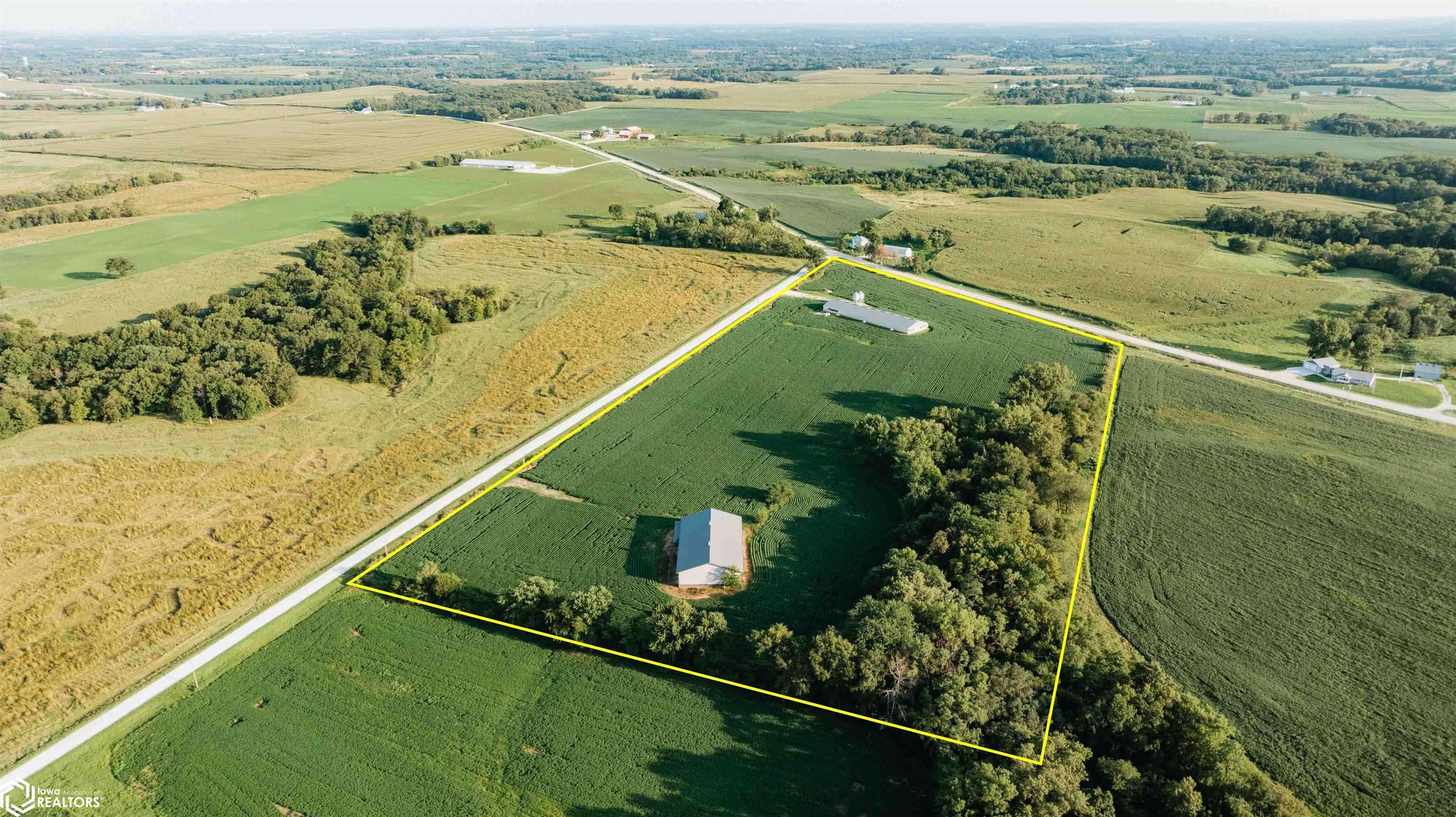 1563 Clayton AVE, Wayland, IA 52654