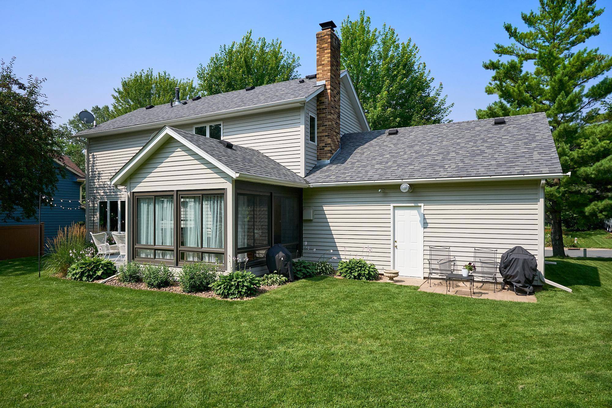4620 Orchid LN N, Plymouth, MN 55446