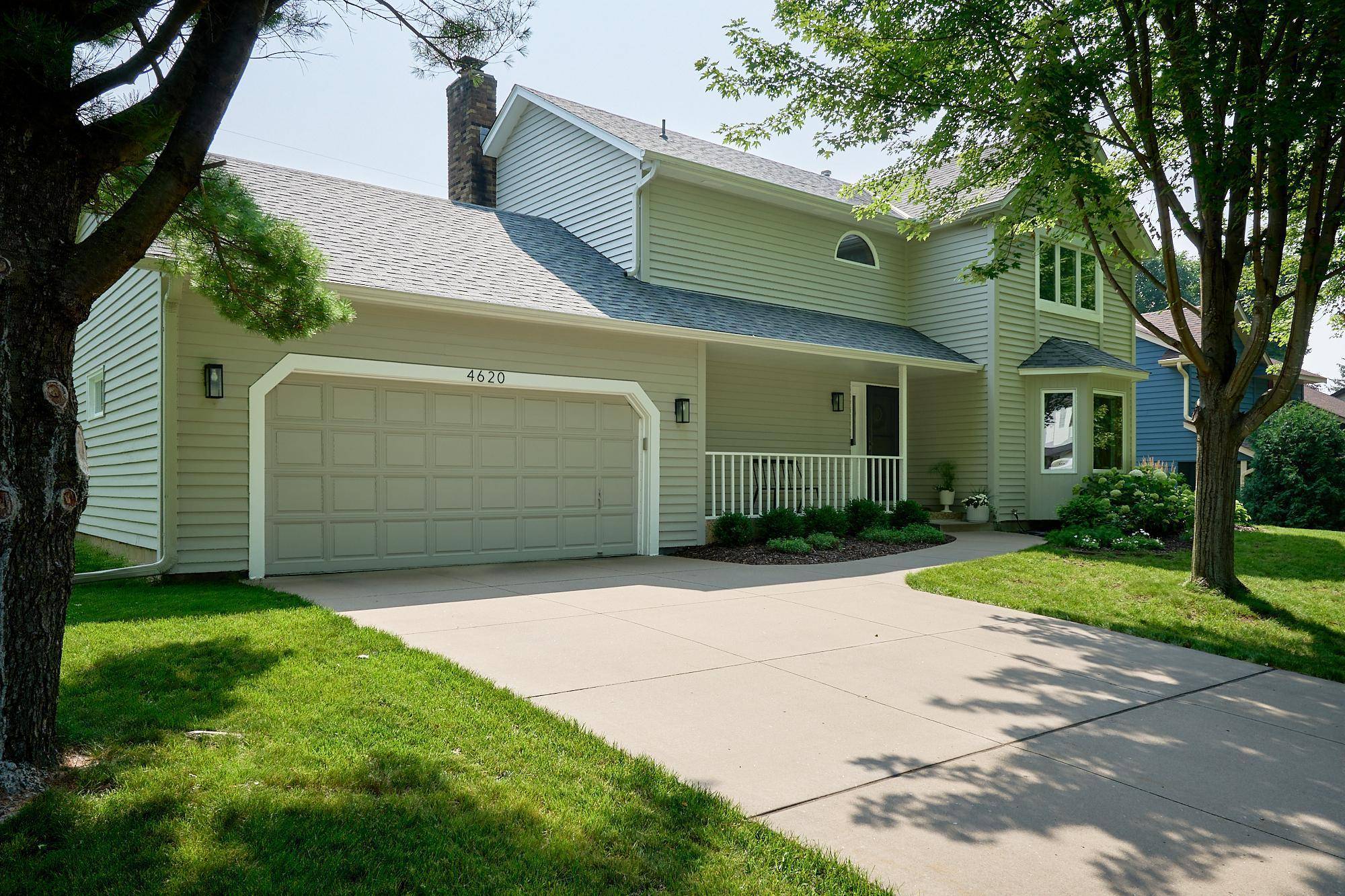 4620 Orchid LN N, Plymouth, MN 55446