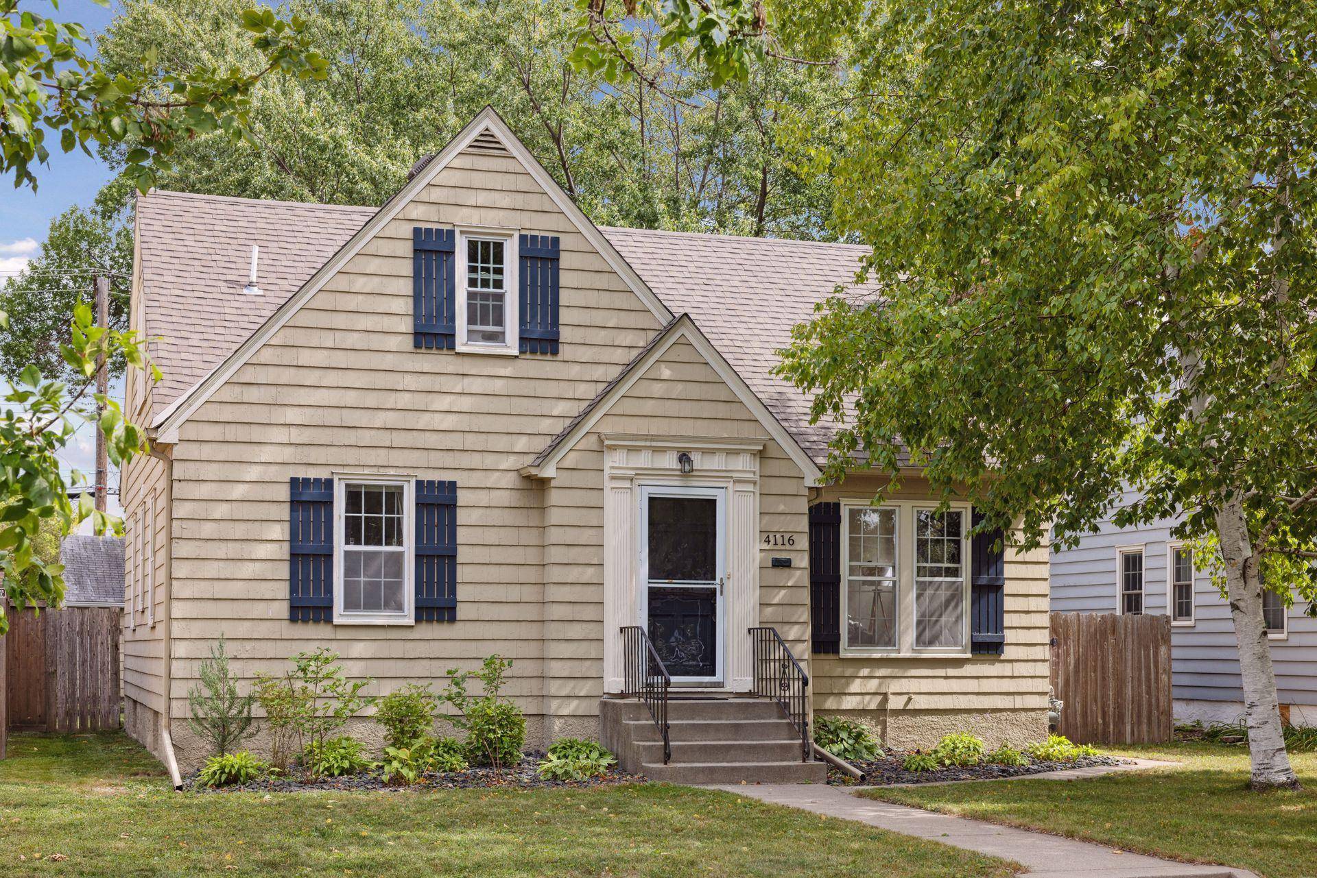 4116 Zenith AVE N, Robbinsdale, MN 55422
