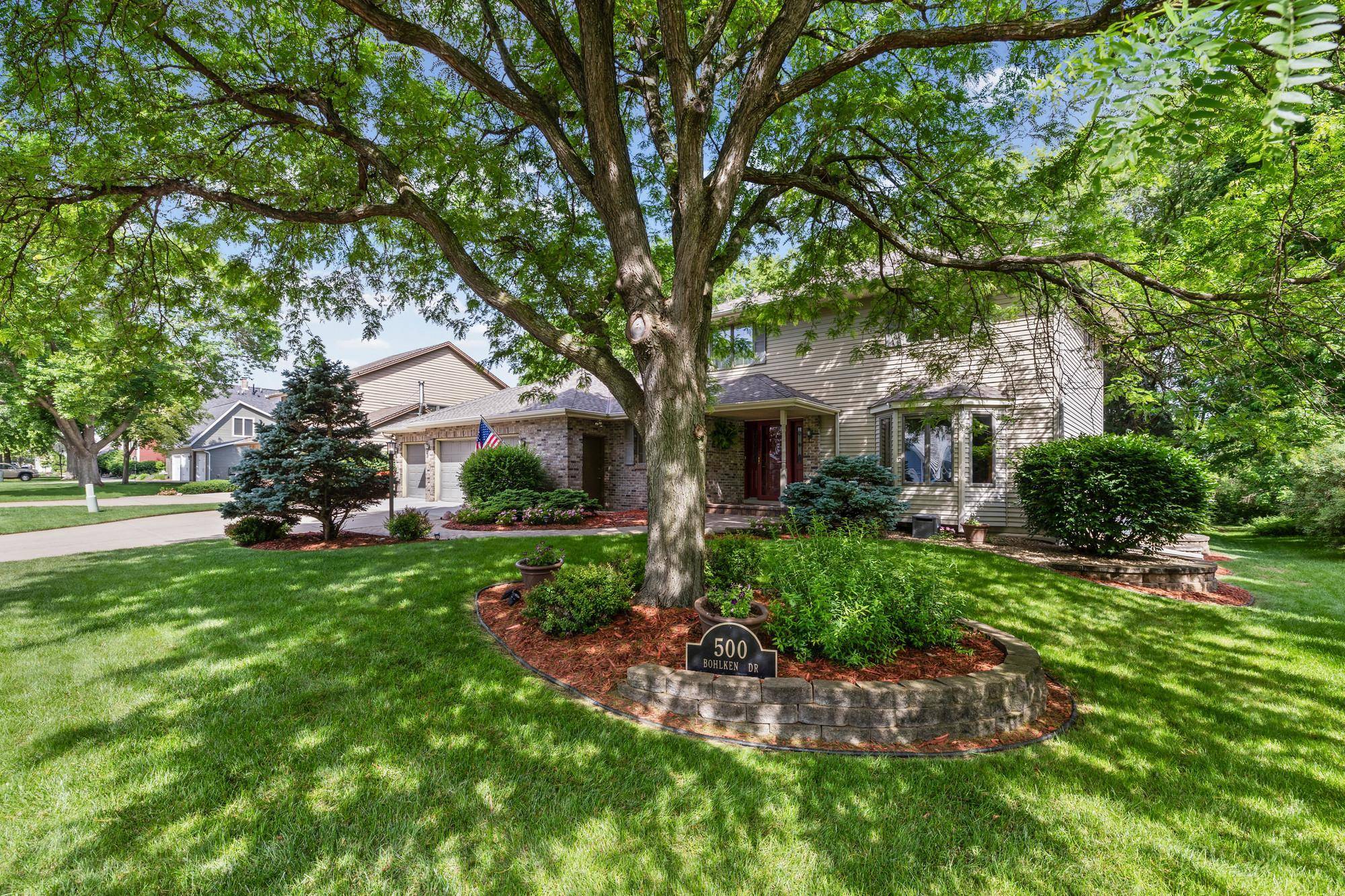500 Bohlken DR, Hastings, MN 55033