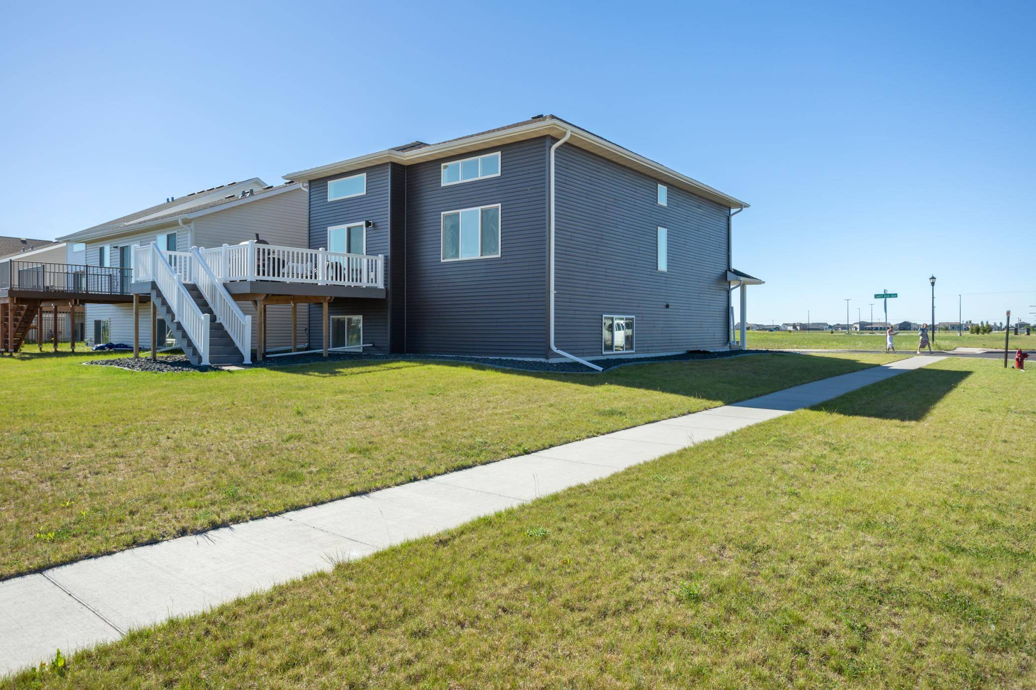 6381 Saint Ann AVE, Horace, ND 58047