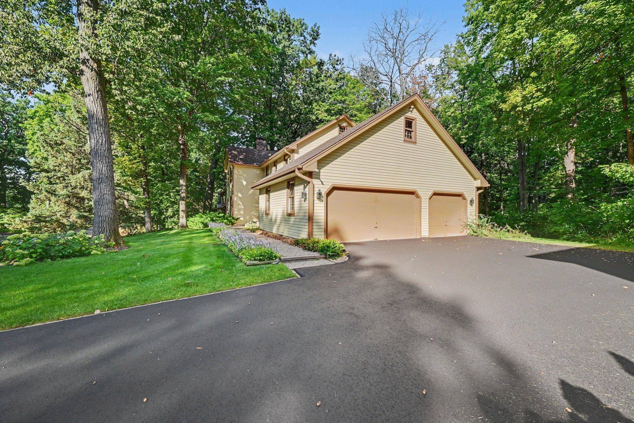 16920 5th AVE N, Plymouth, MN 55447