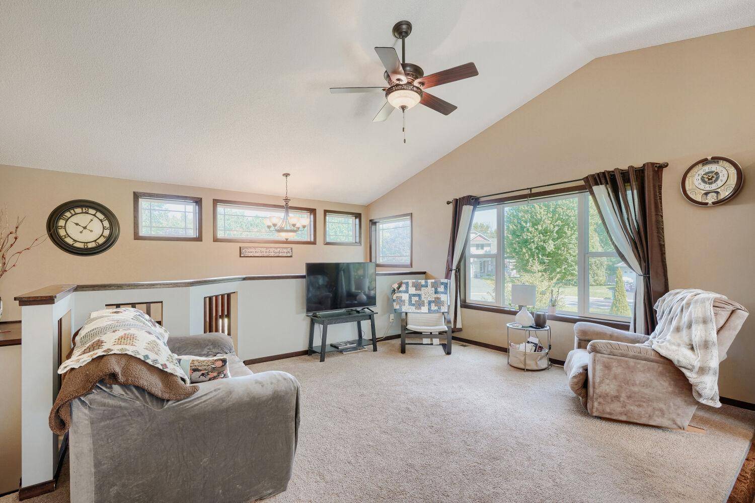 5833 212th ST N, Forest Lake, MN 55025