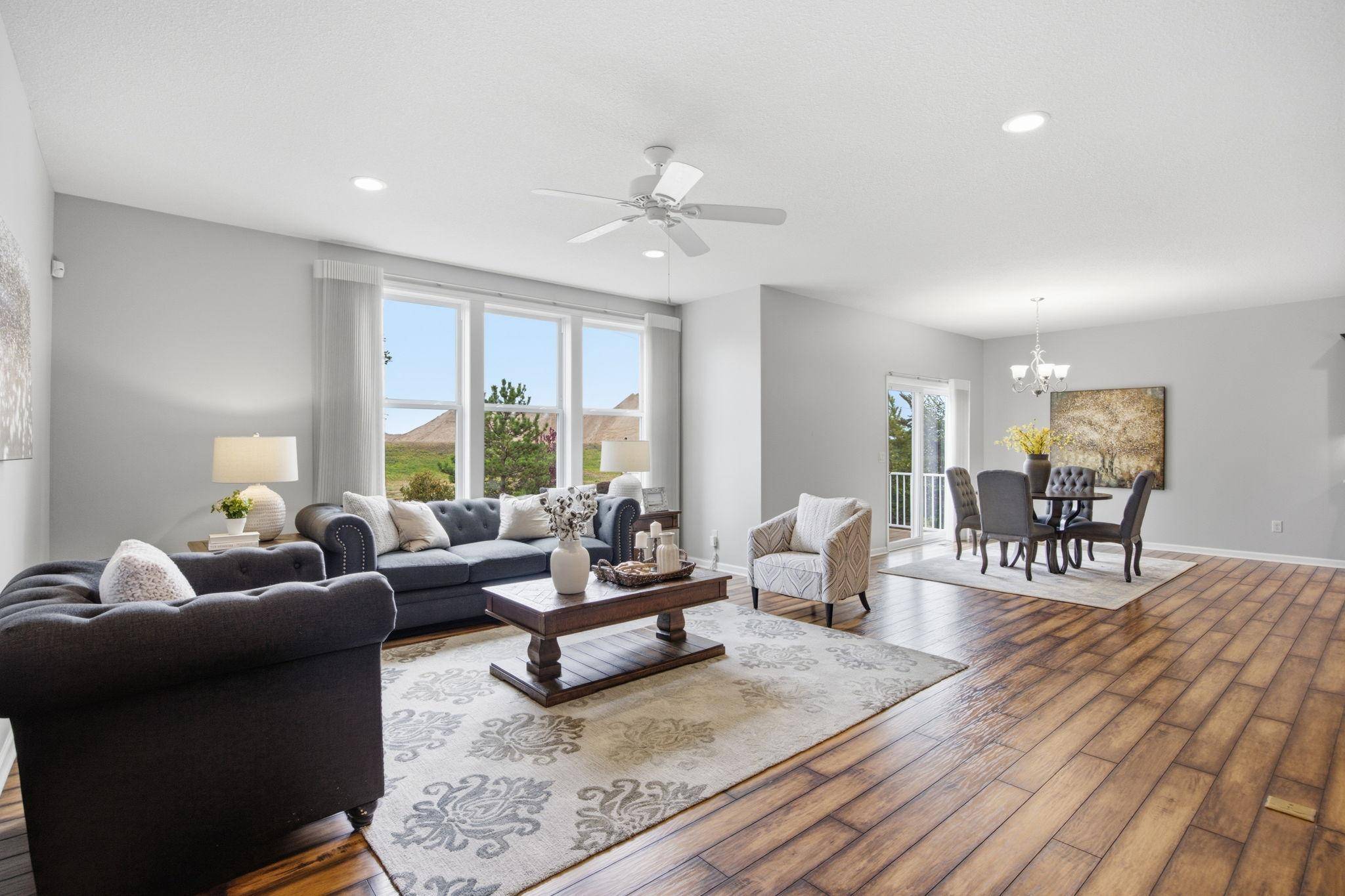 8270 Arrowwood LN N, Maple Grove, MN 55369