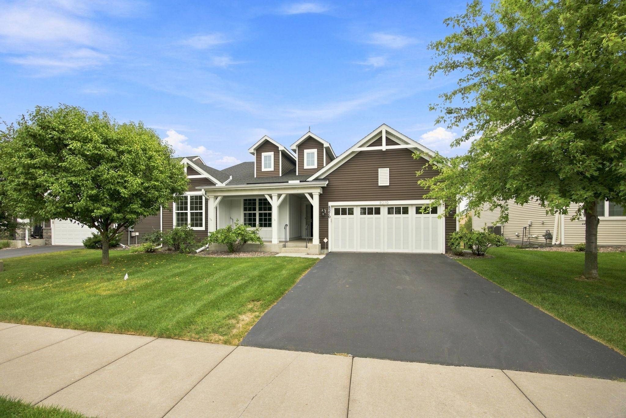 8270 Arrowwood LN N, Maple Grove, MN 55369