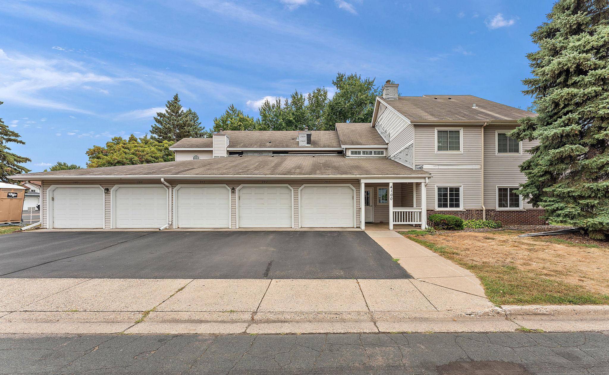 4100 3rd ST NE #103, Columbia Heights, MN 55421