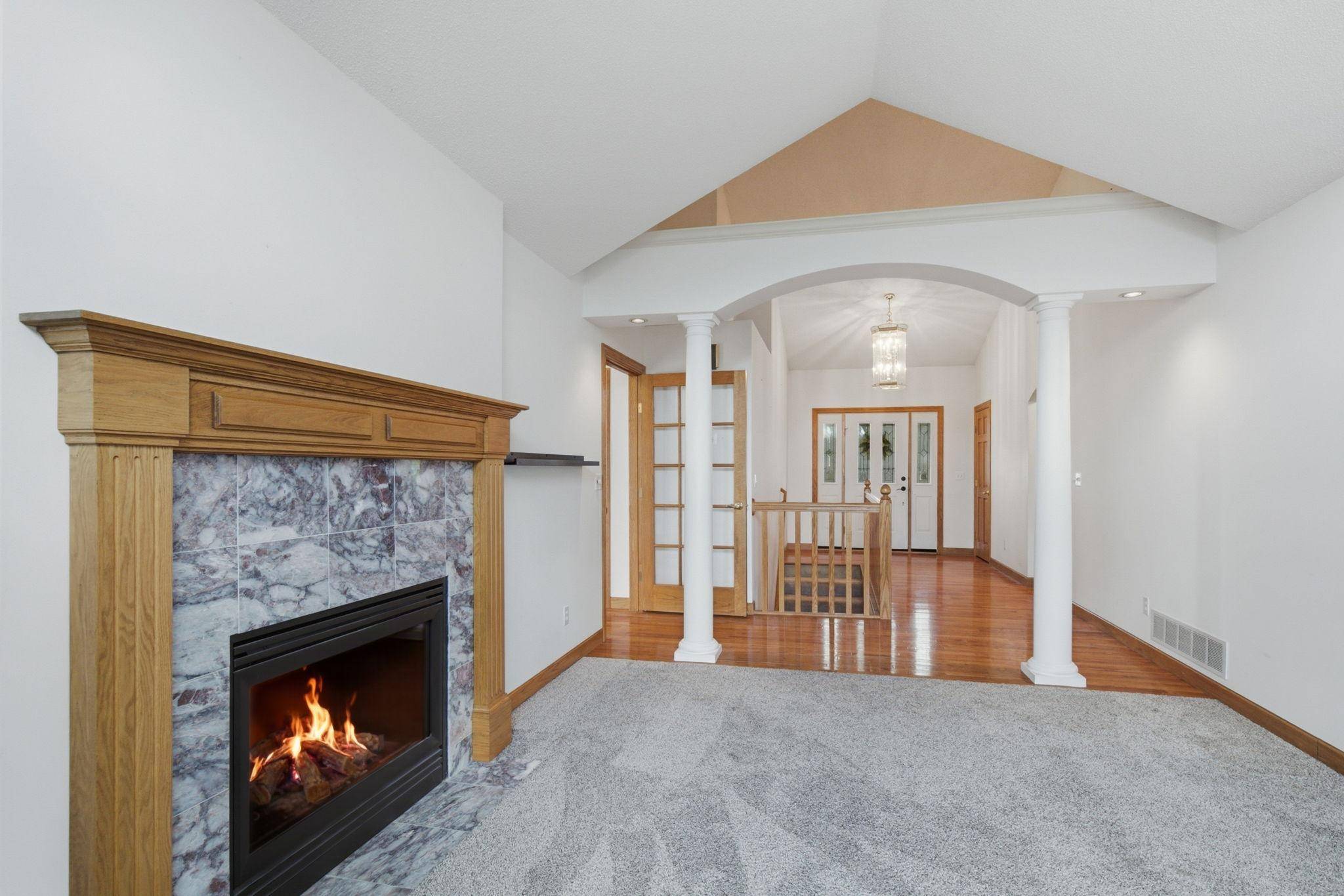 109 Anglewood DR, Kenyon, MN 55946