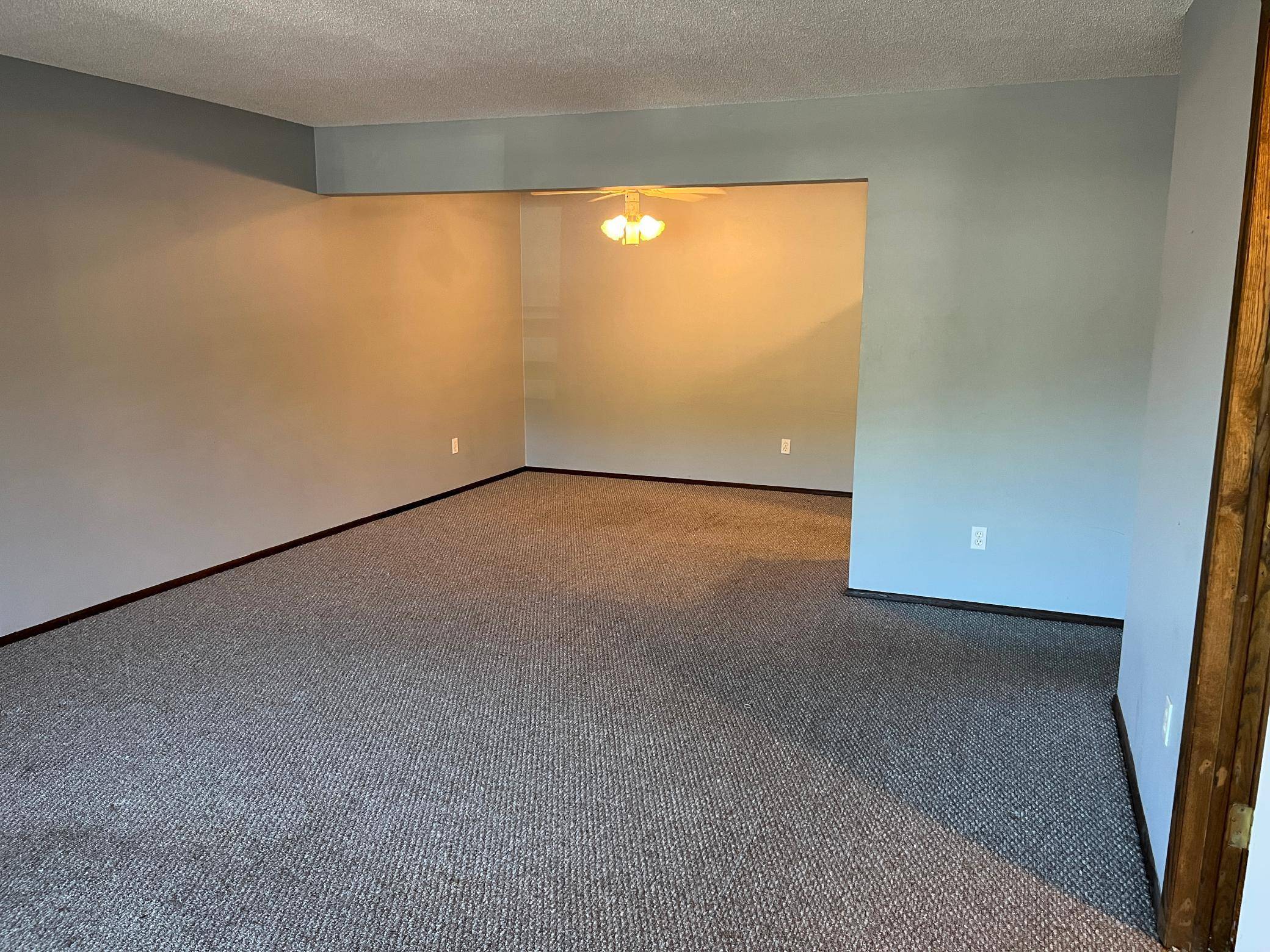 4371 Wilshire BLVD #305, Mound, MN 55364