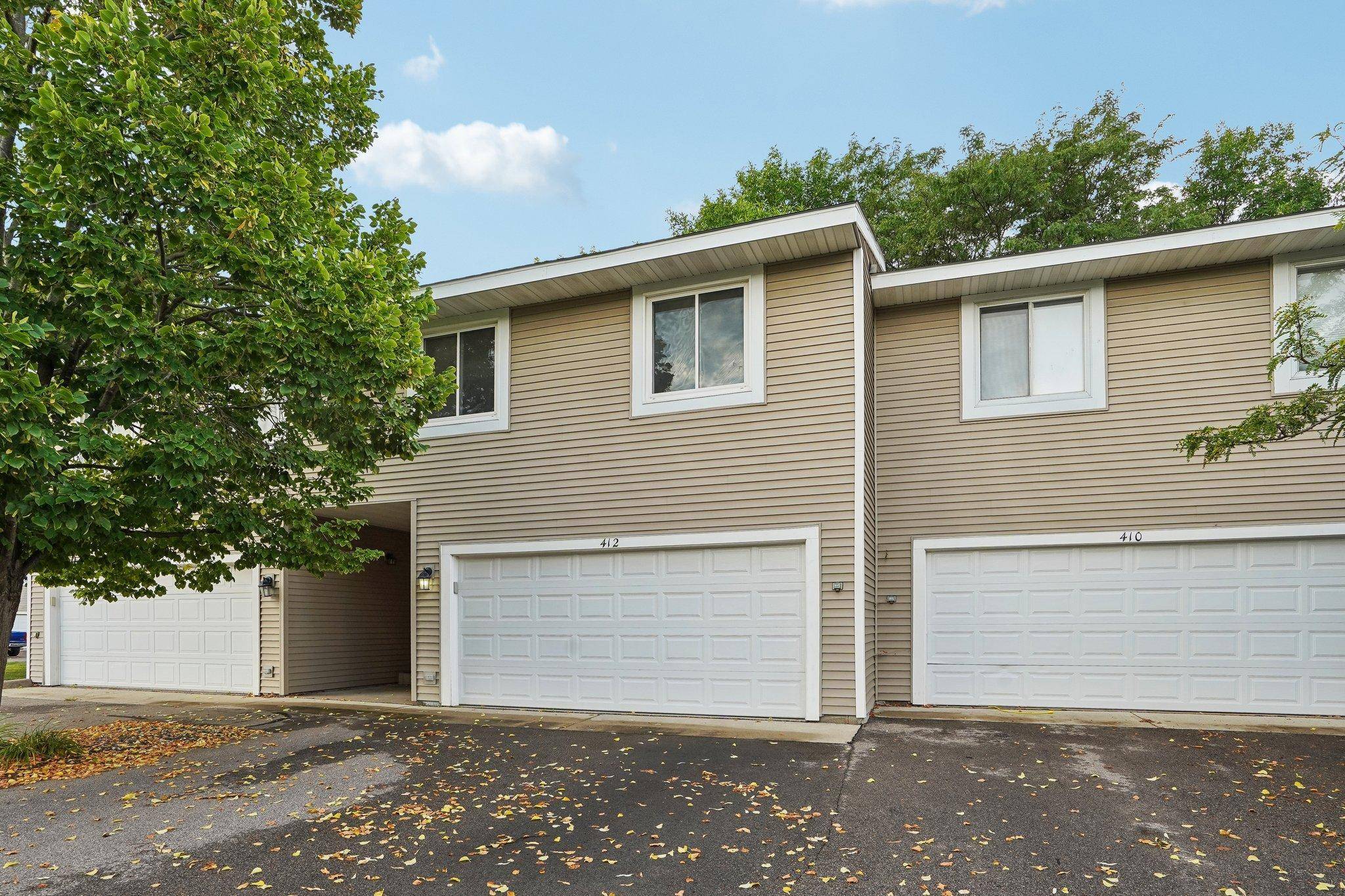 412 Whispering River LN, Farmington, MN 55024