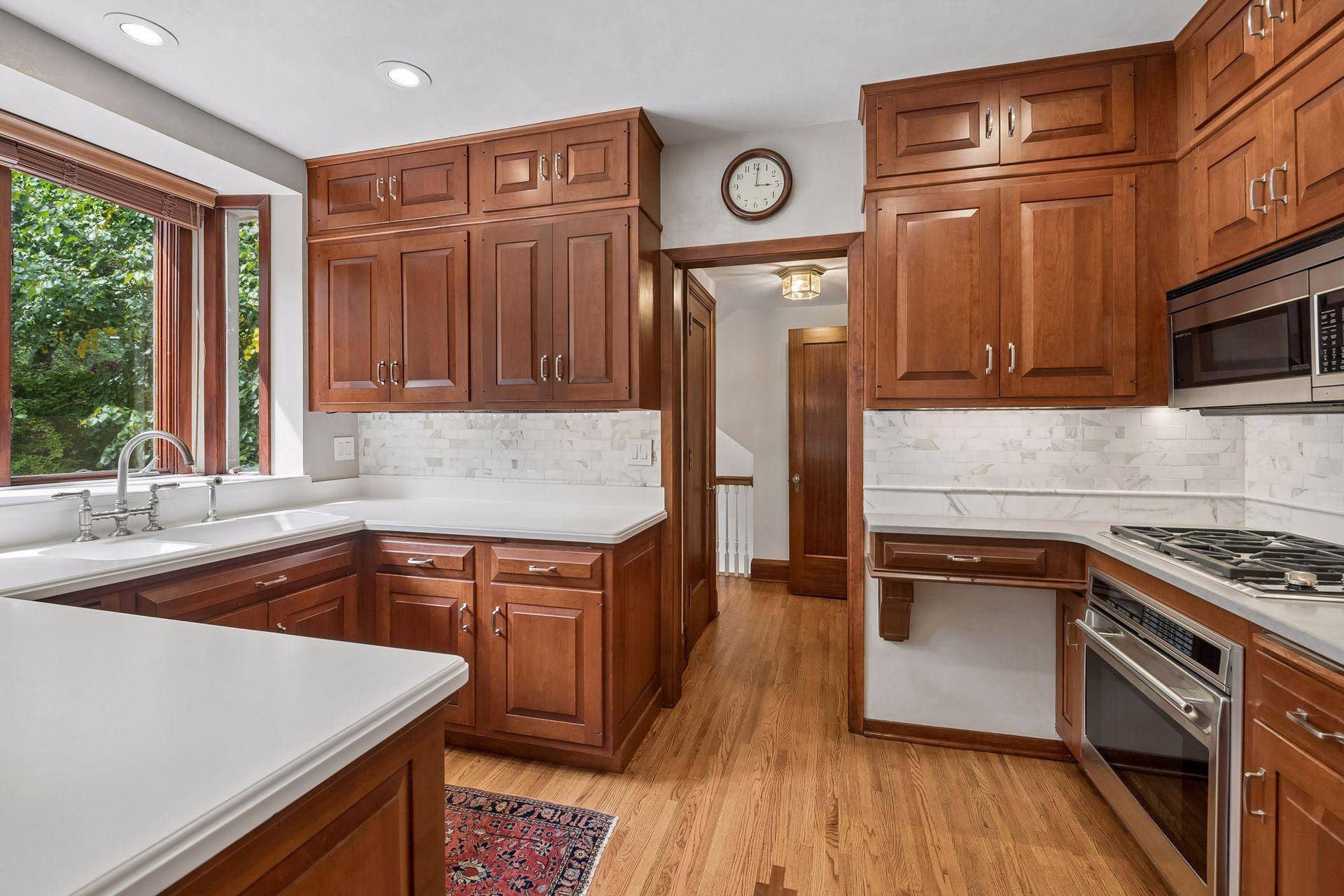 2825 Brookwood TER, Minneapolis, MN 55410