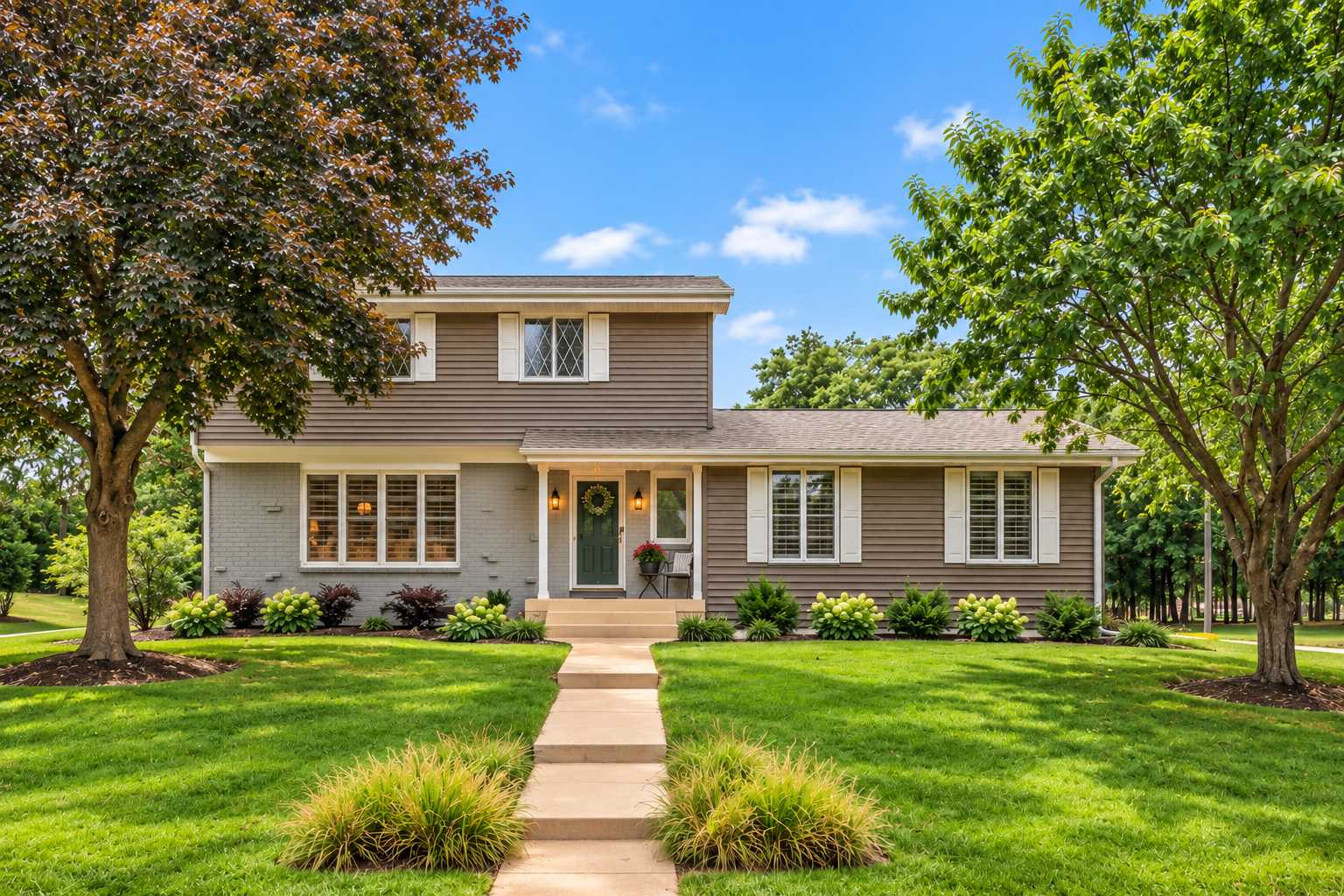 10 Western TER, Golden Valley, MN 55426