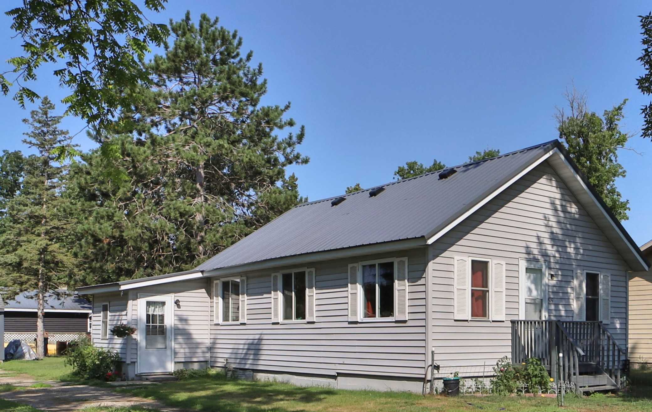 515 SW 2nd ST SW, Staples, MN 56479