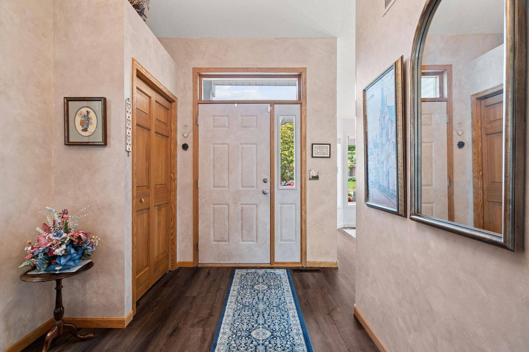 232 Wildflower CT, Vadnais Heights, MN 55127