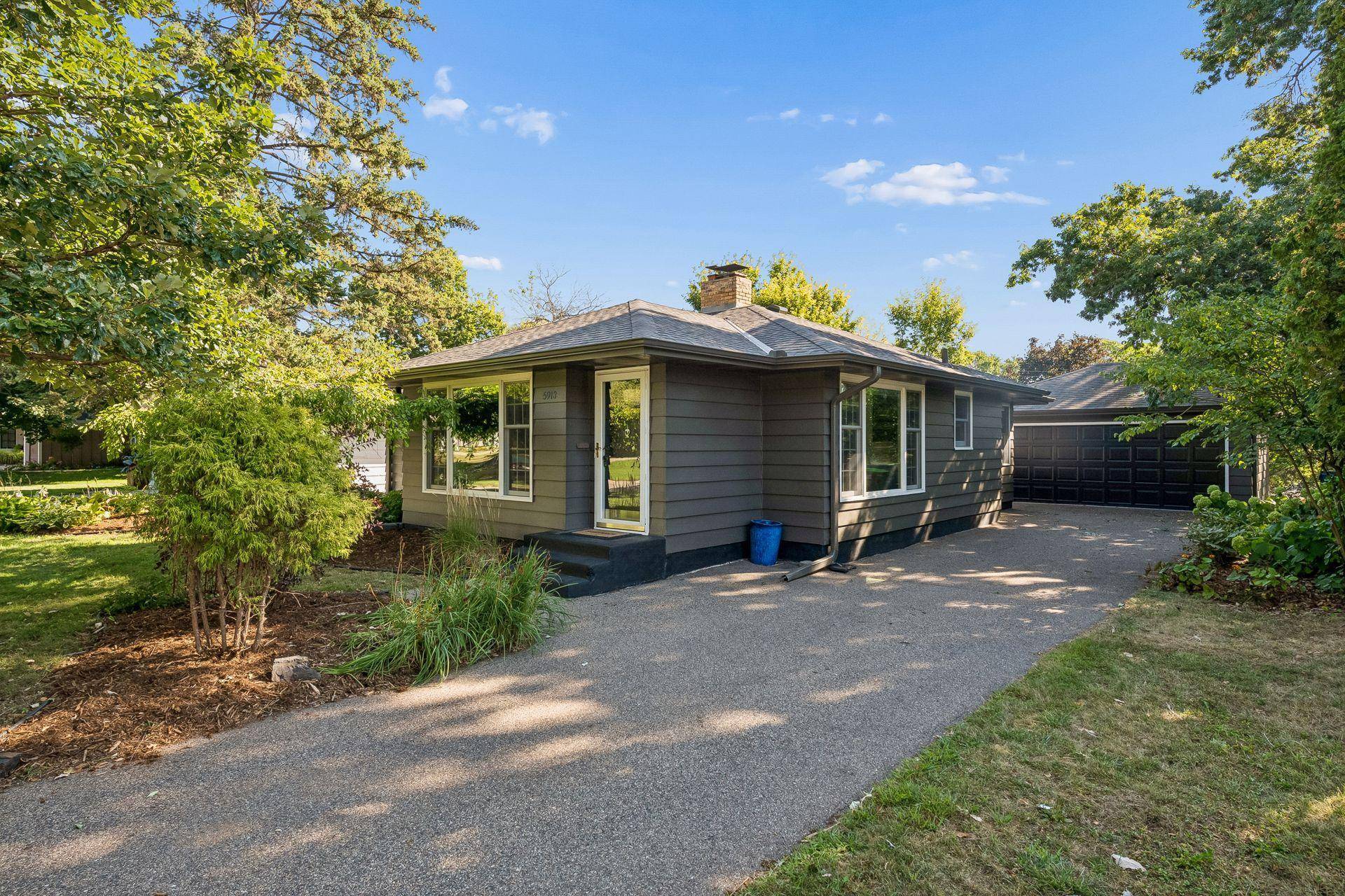 5913 Drew AVE S, Edina, MN 55410