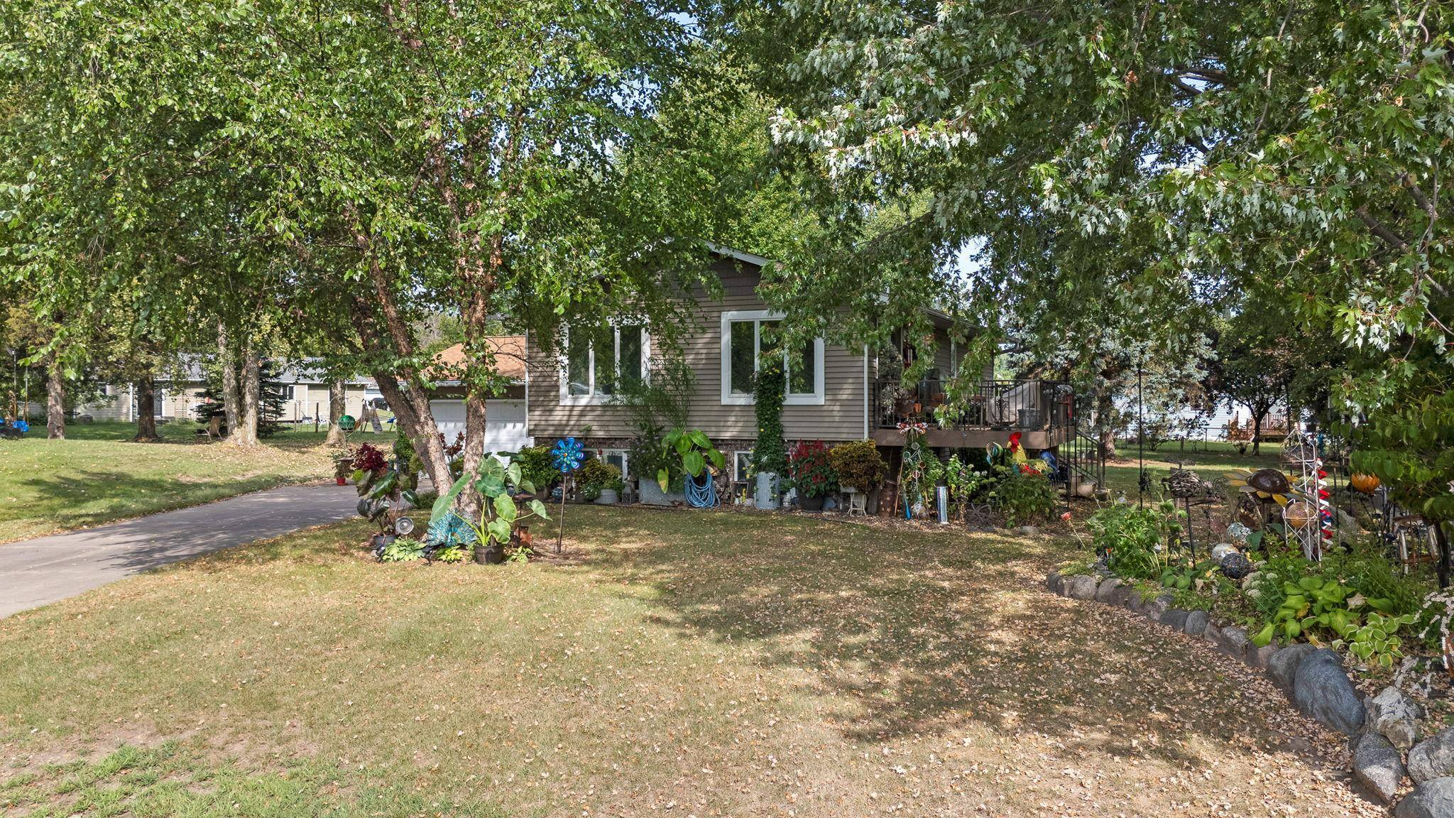 110 Pine CIR, Somerset, WI 54025