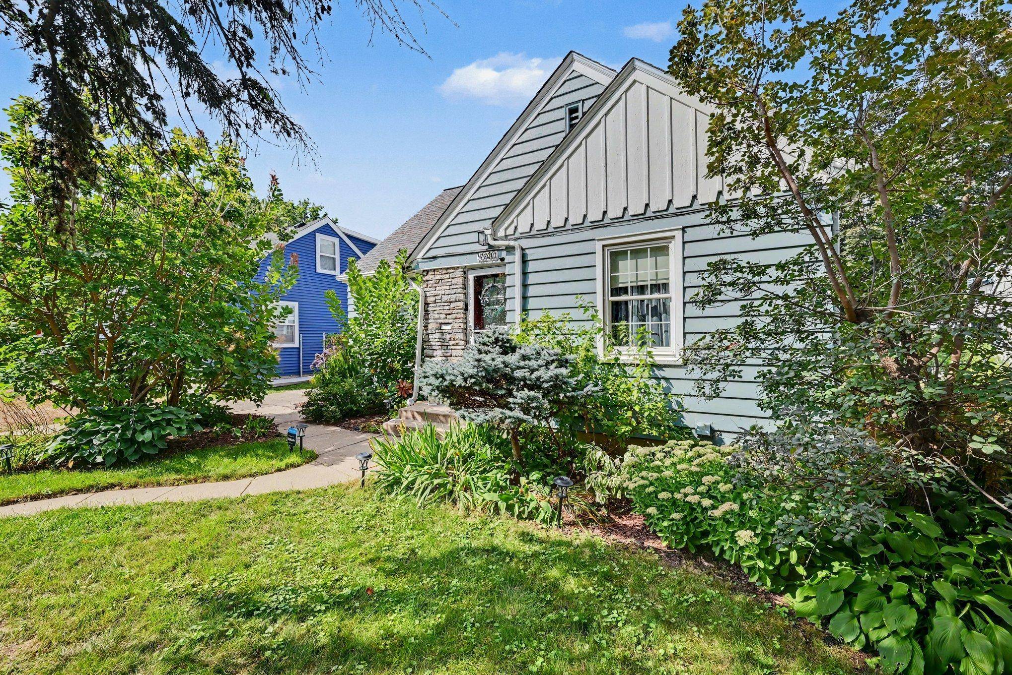 5940 Clinton AVE, Minneapolis, MN 55419