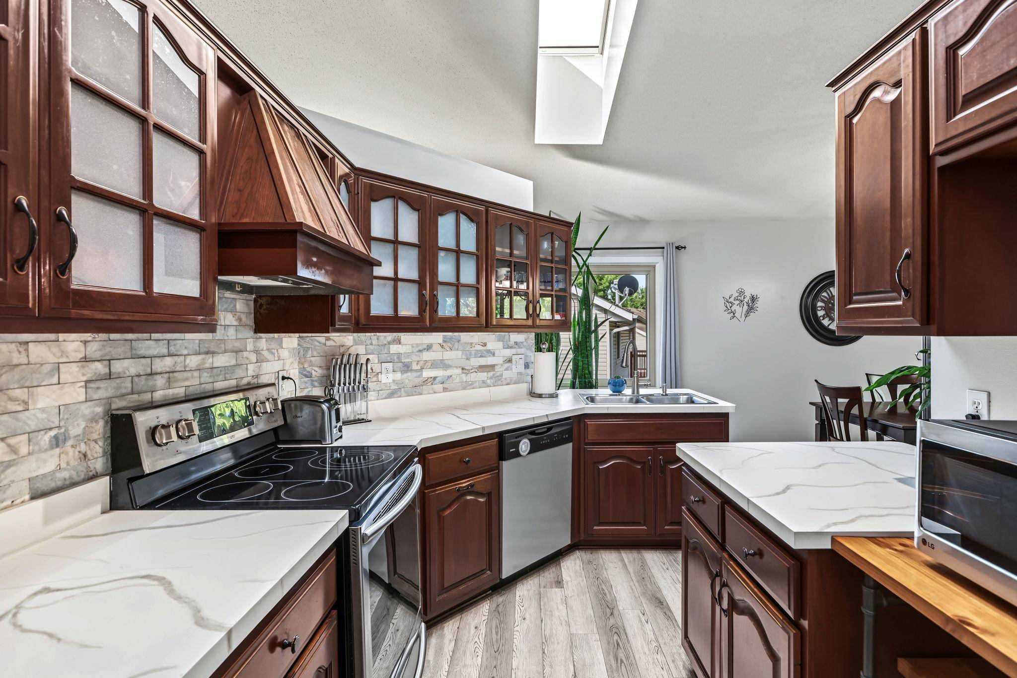 16781 Jonquil TRL, Lakeville, MN 55044